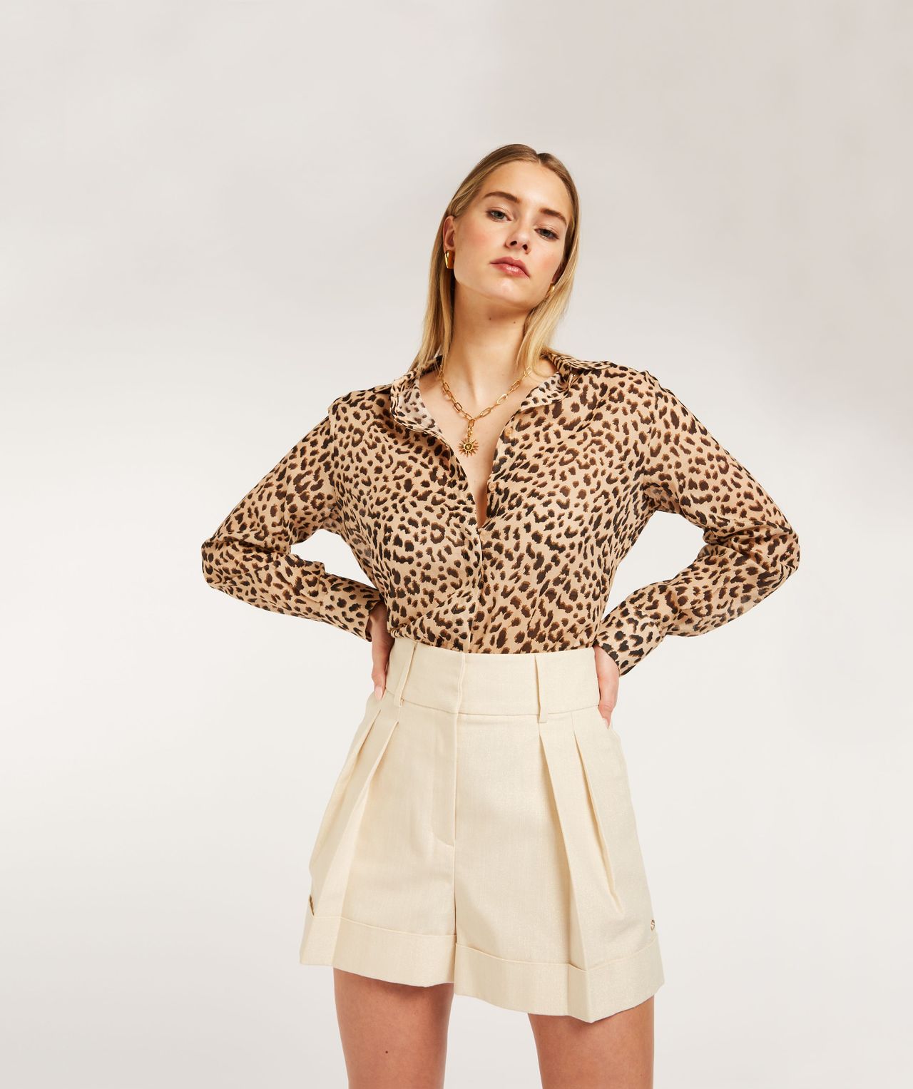 VMLINN Shorts - Golden Haze