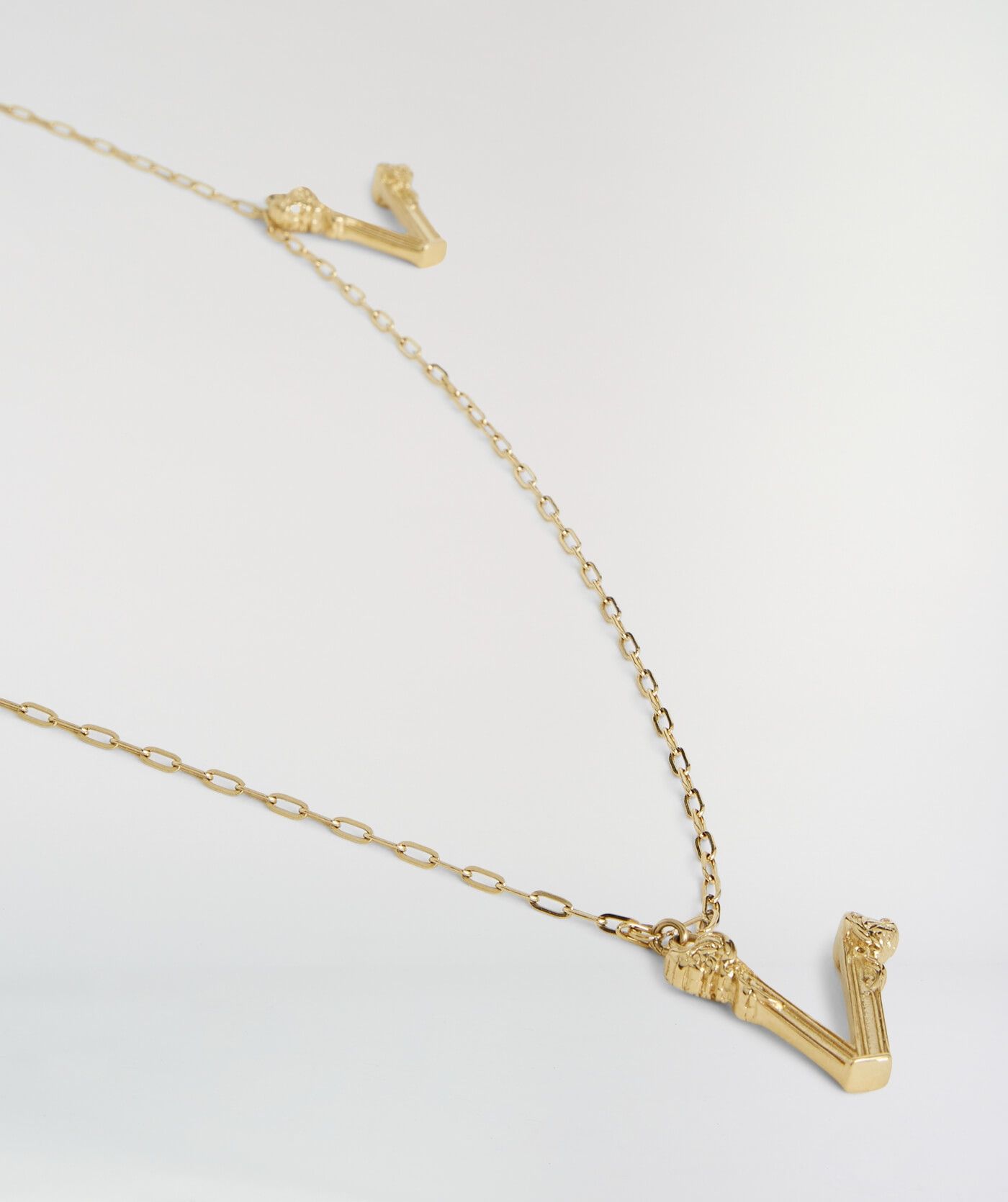 AIDA Necklace