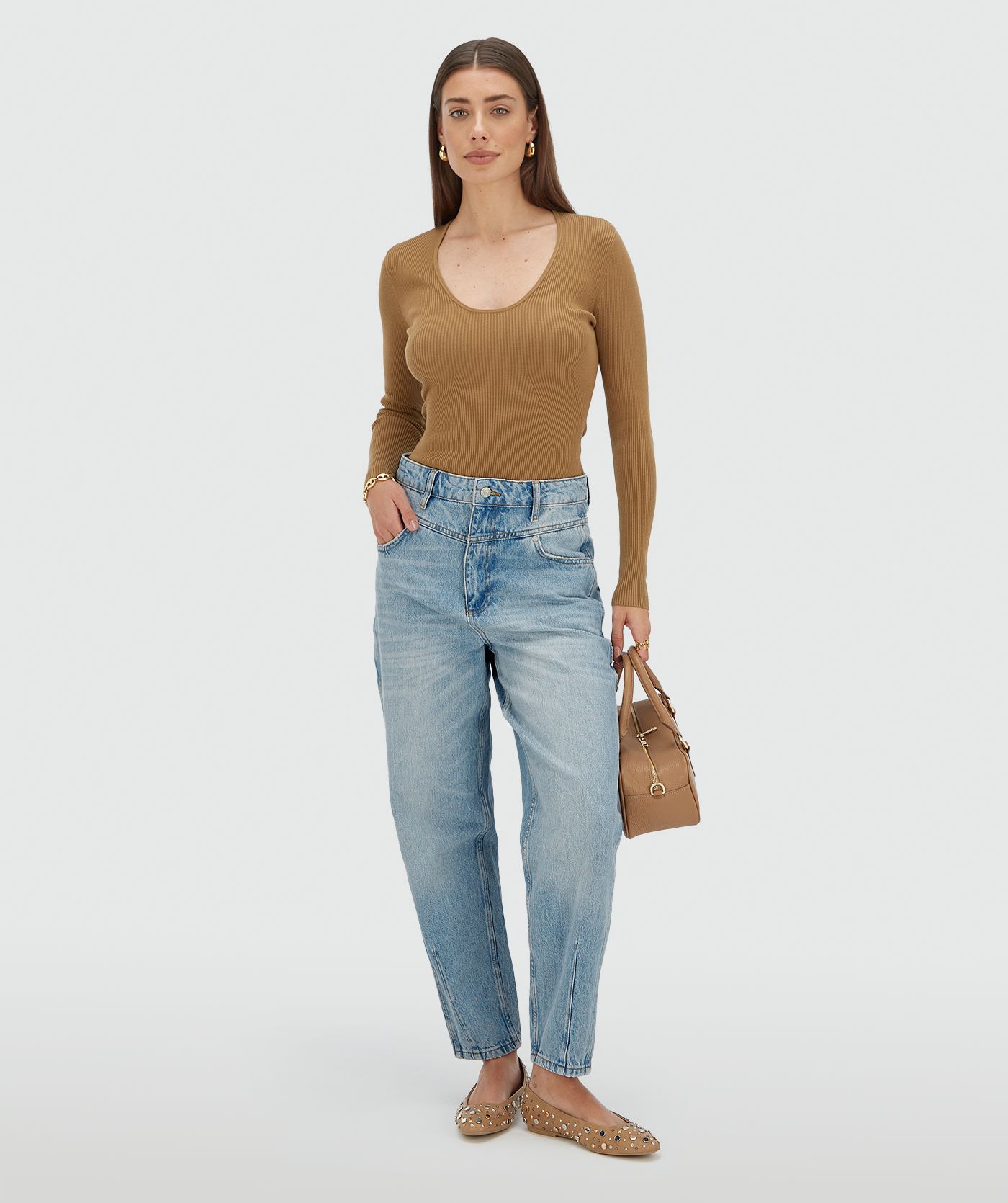 AME fitted top