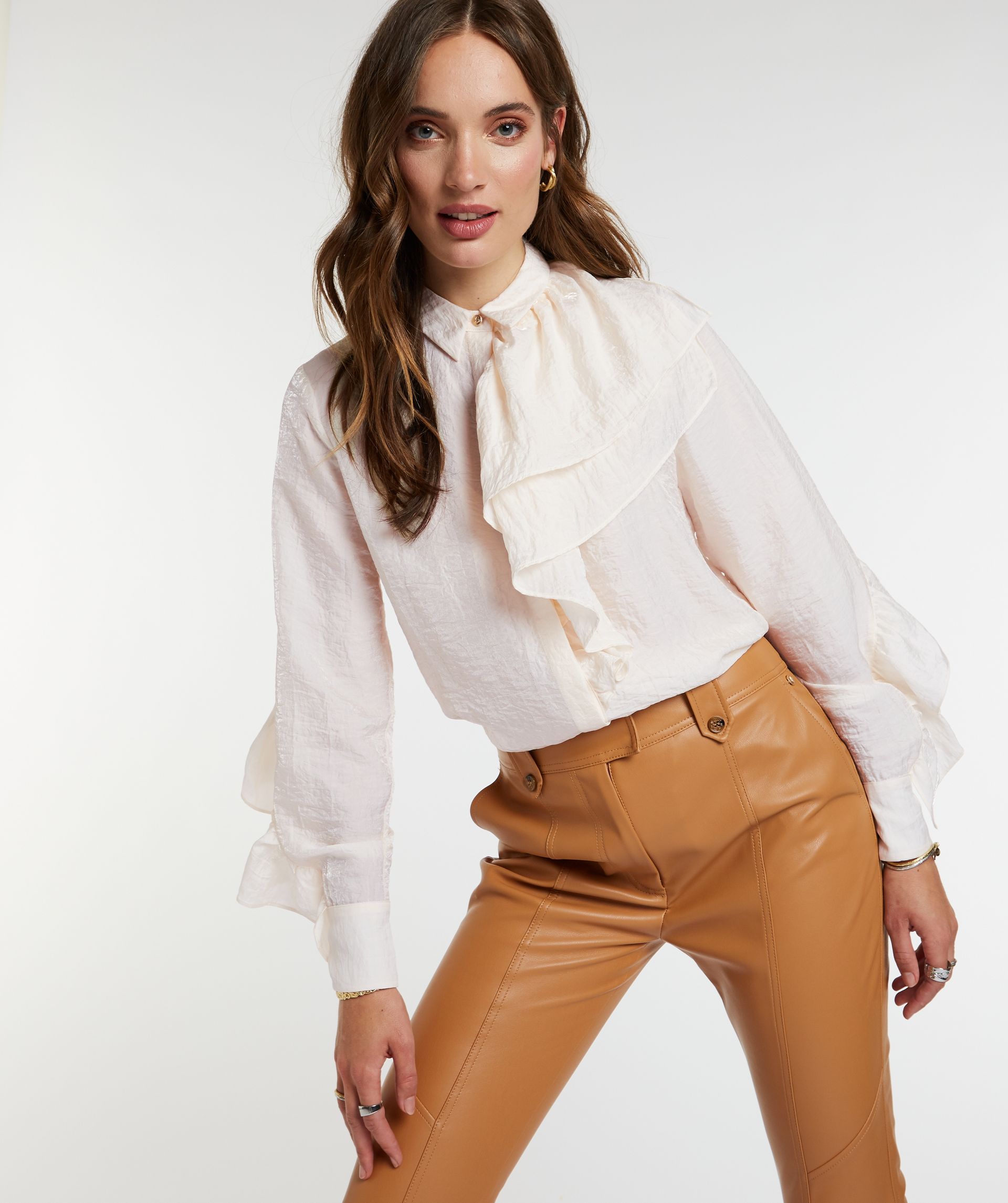 ARCHER Blouse