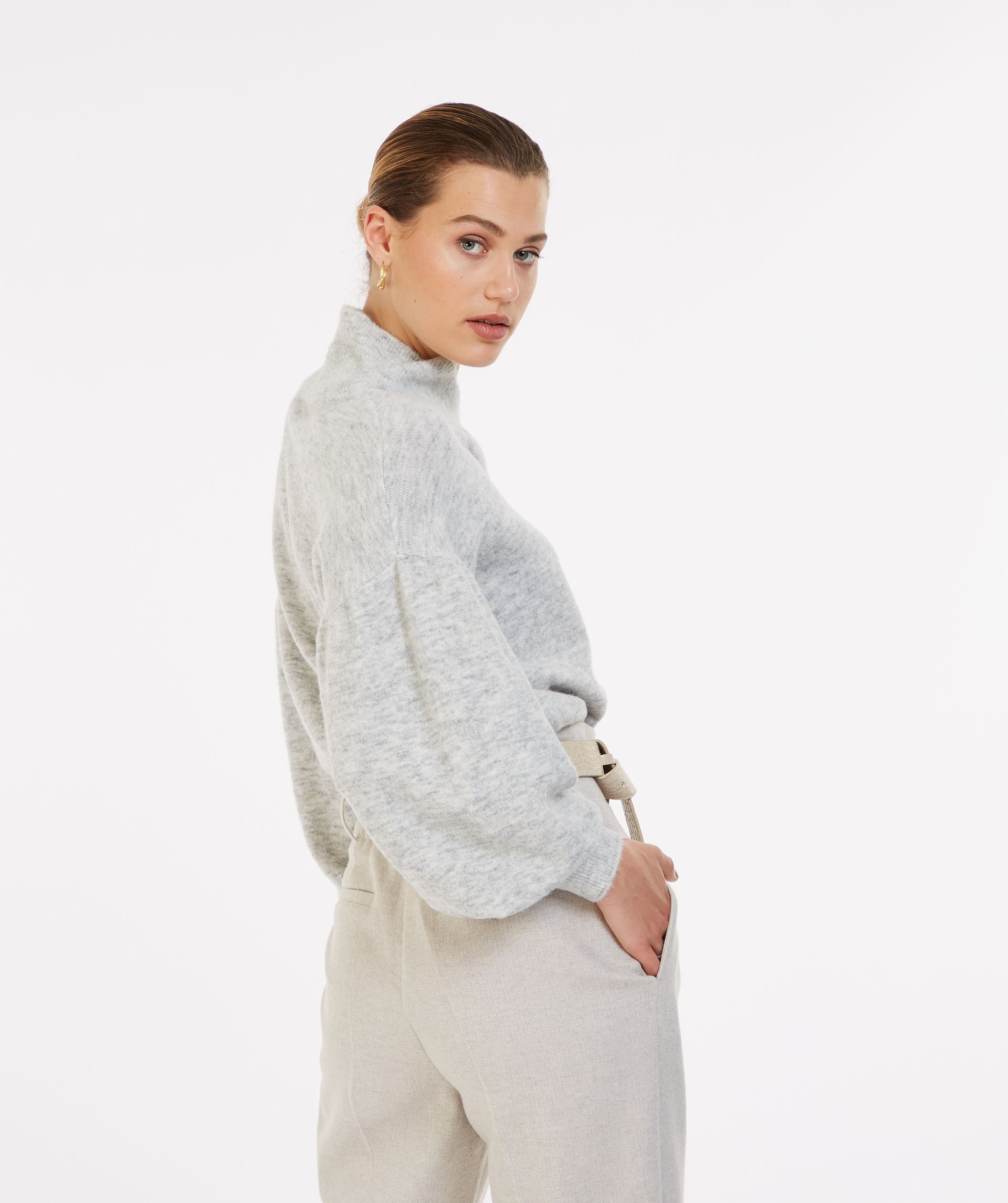 CARTER Sweater