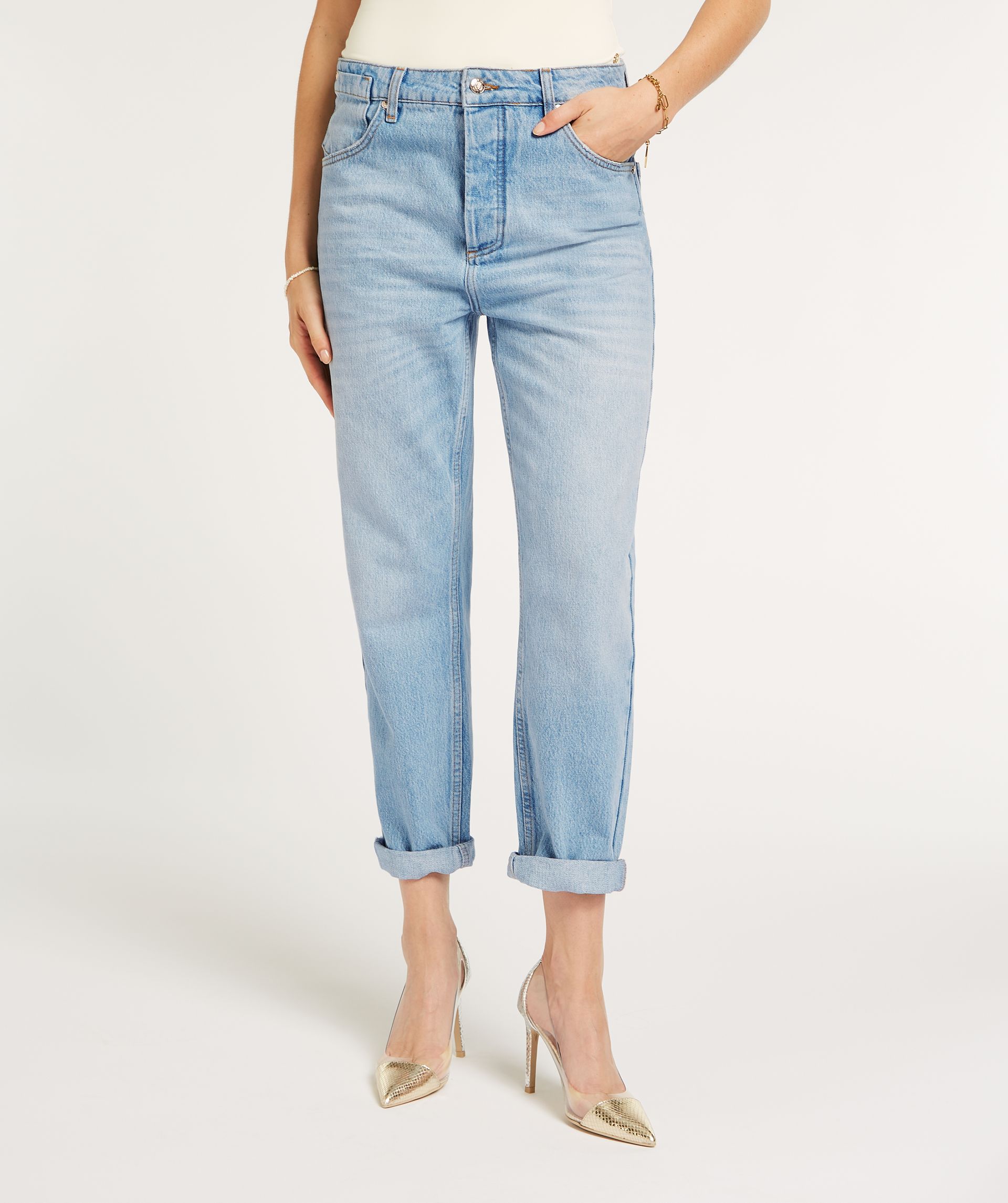 CELI mid rise tapered fit Jeans