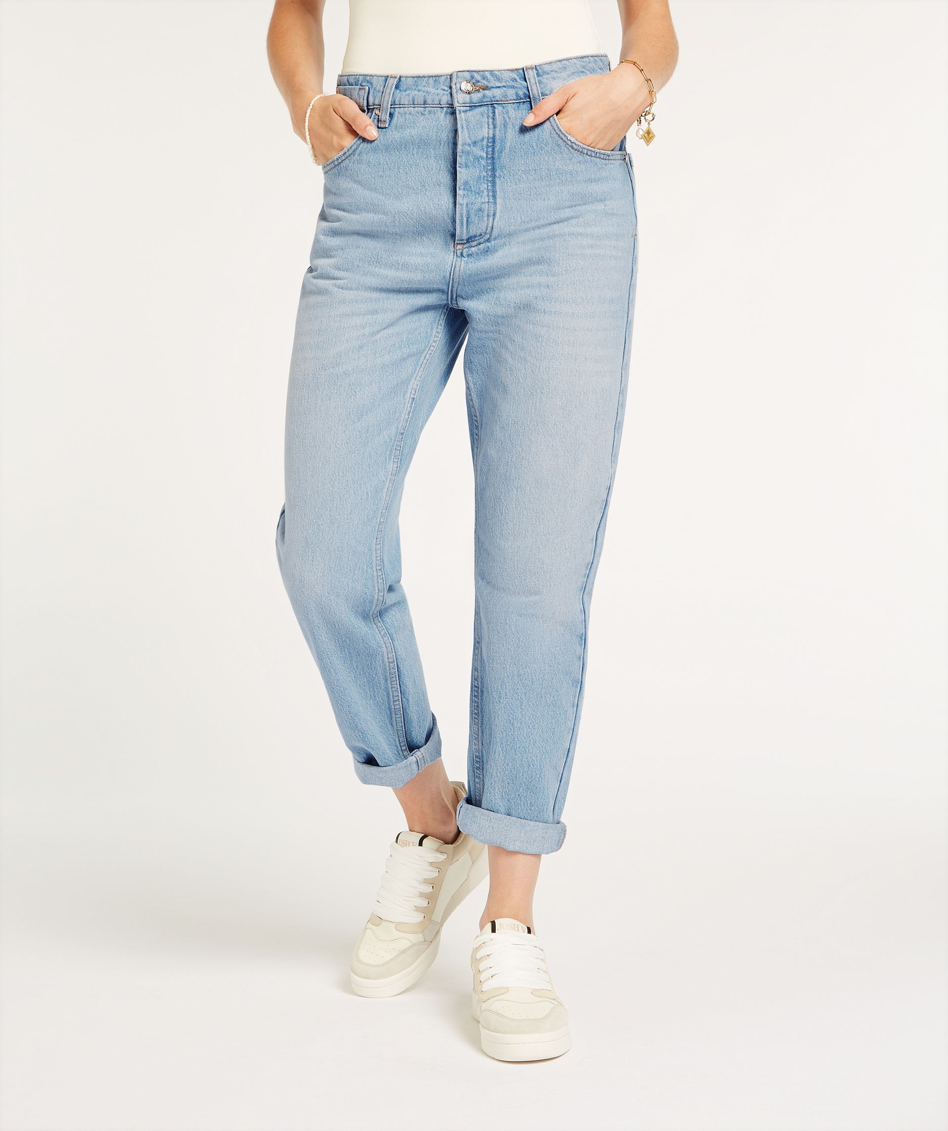 CELI mid rise tapered fit Jeans