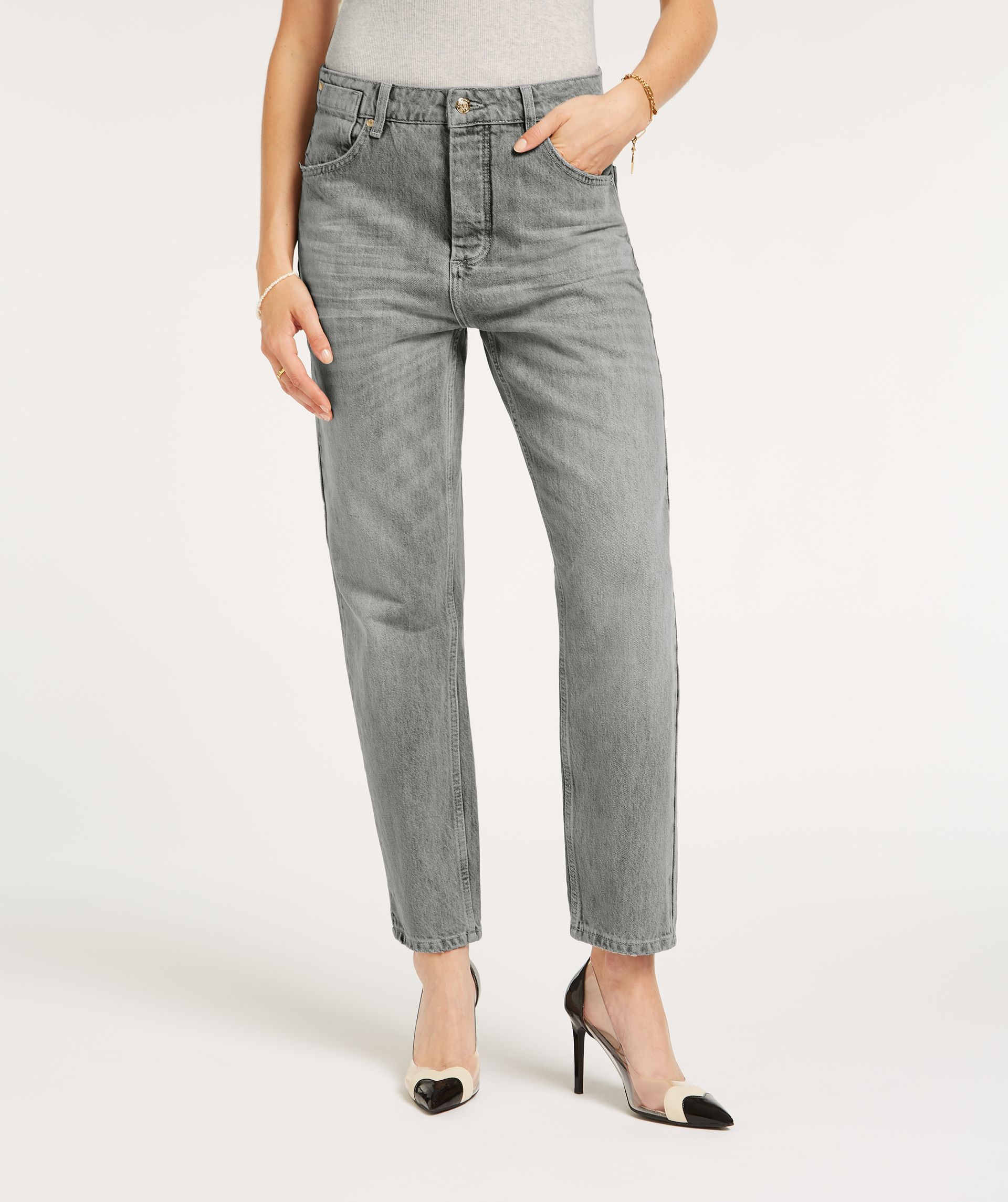 CELI mid rise tapered fit jeans