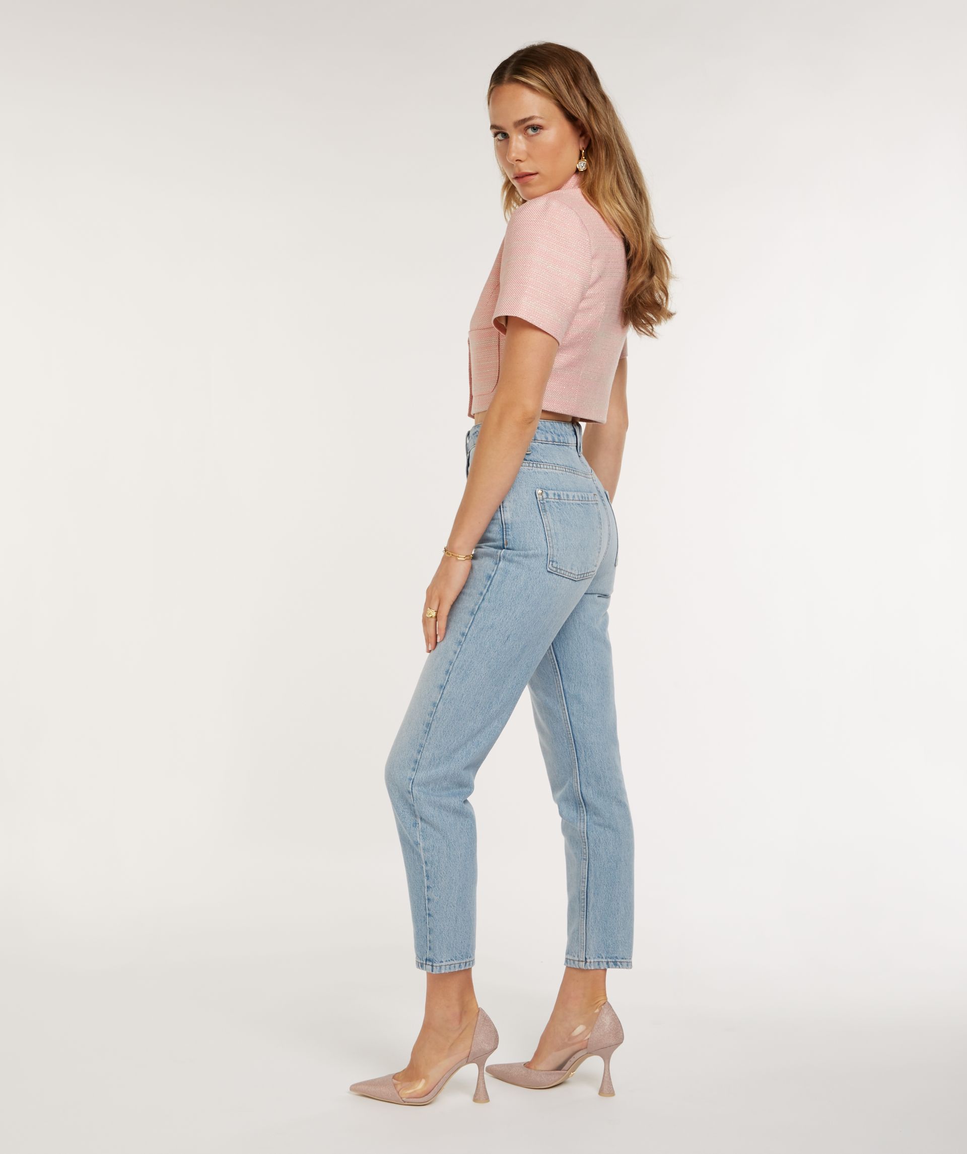 DALIA high rise girlfriend jeans