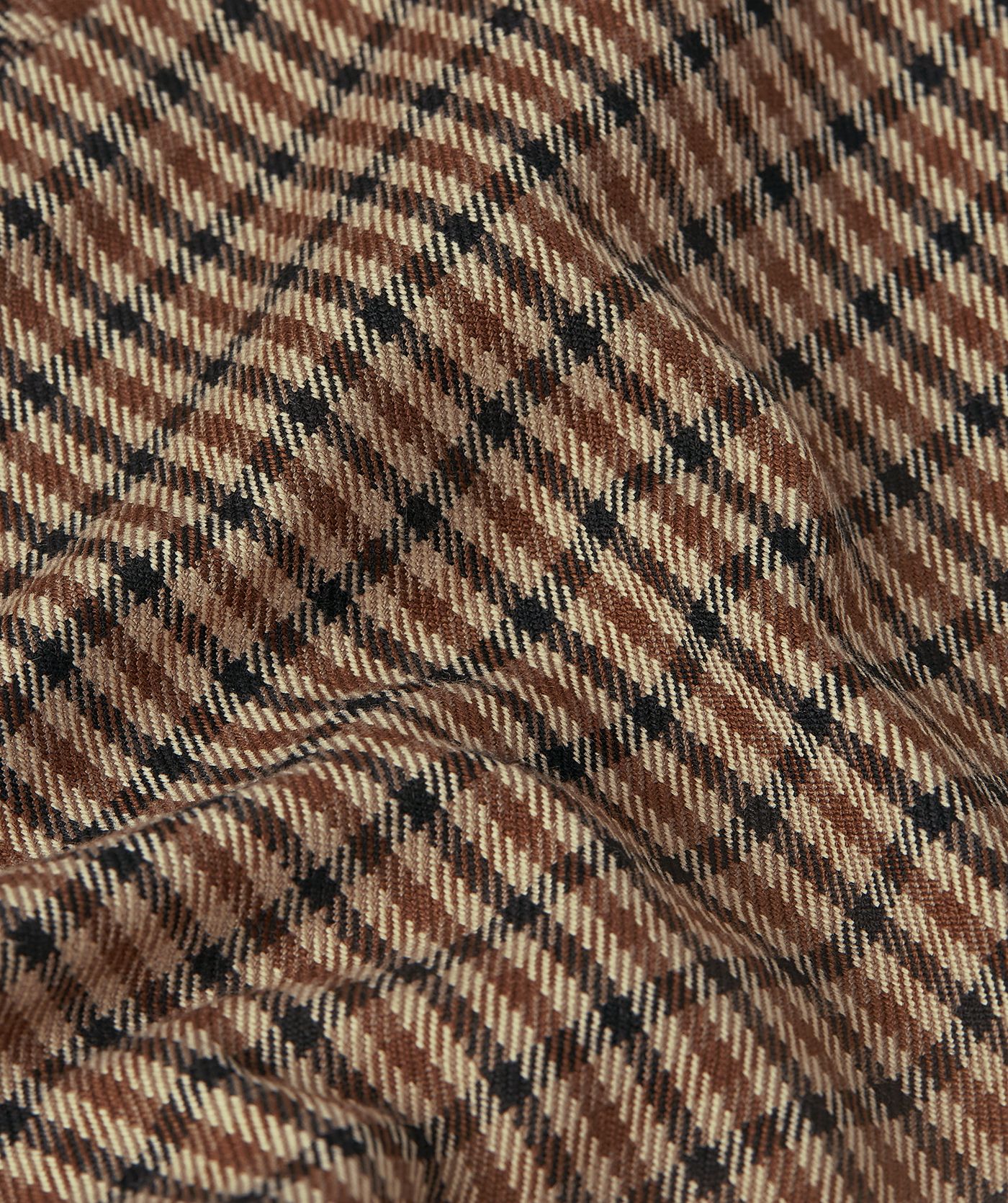 Close-up van fitted short met check print