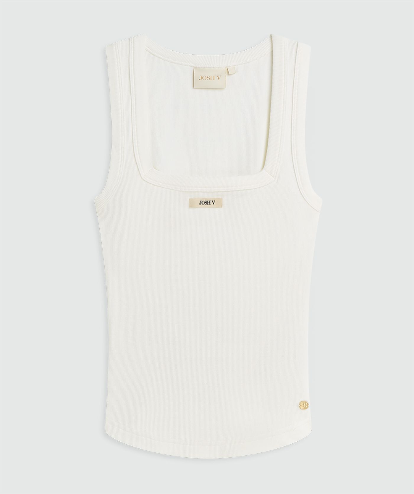 Off white T-shirt zonder mouwen met JOSH V embleem op de borst zonder model, weergegeven op een lichtgrijze achtergrond