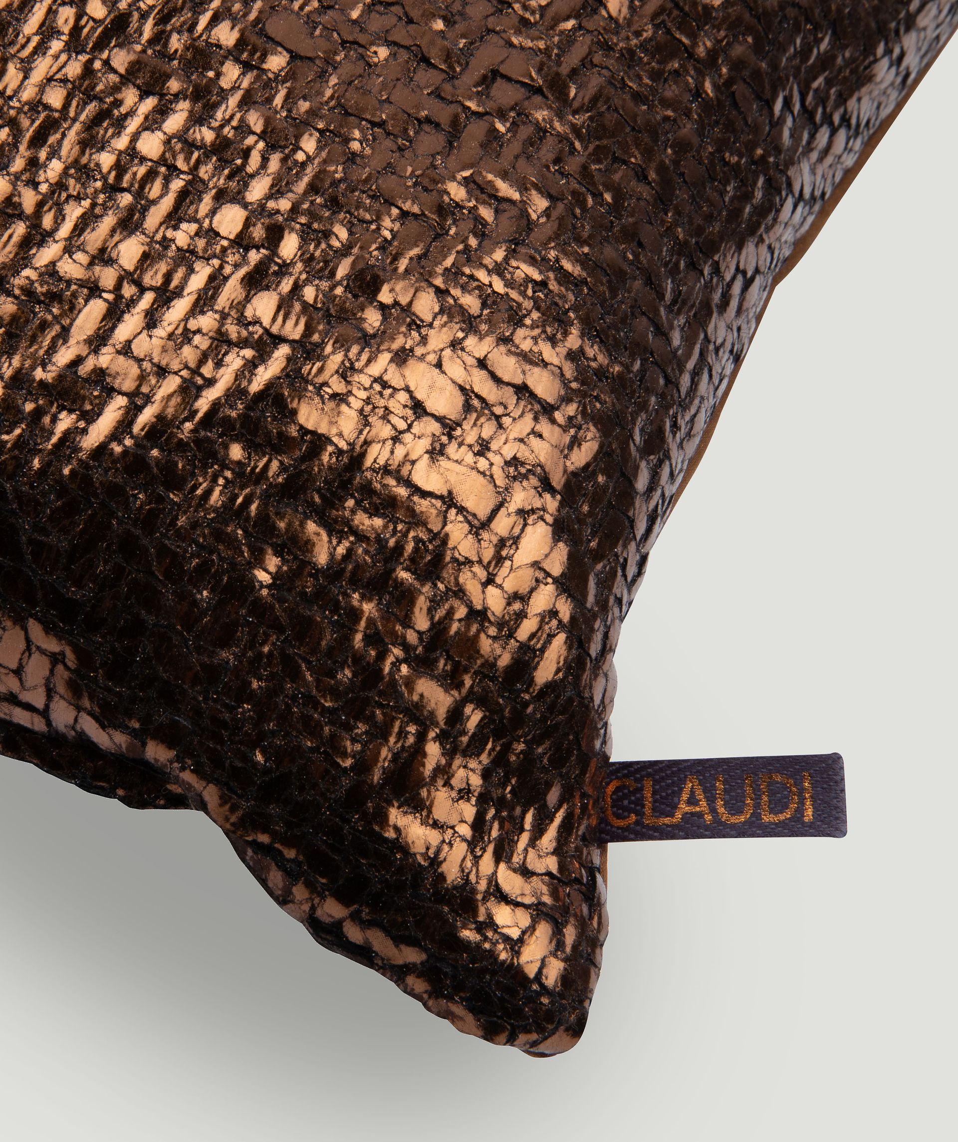 Dorathe decorative cushion - CLAUDI