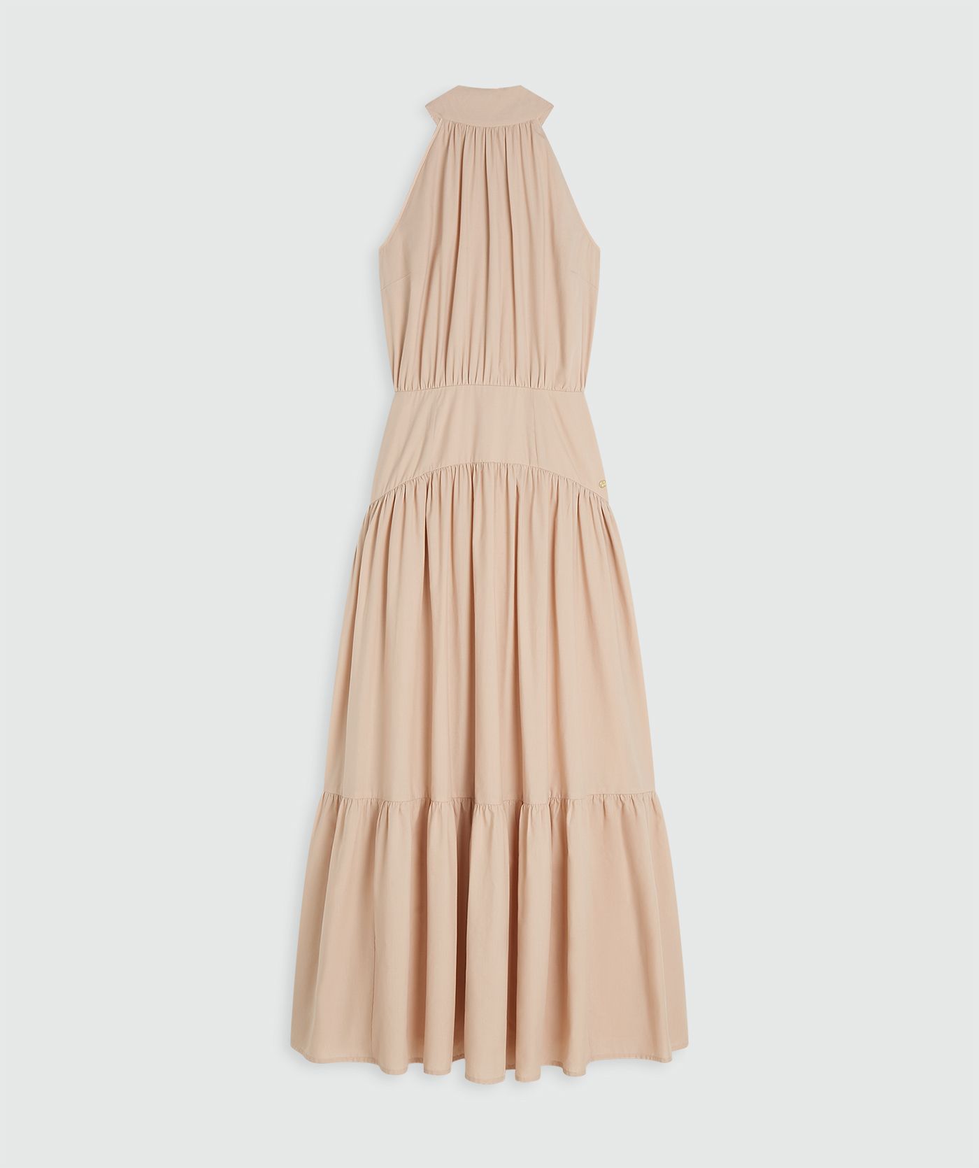 Een regular fit maxi jurk in de kleur Dusty Pink zonder model, weergegeven op een lichtgrijze achtergrond