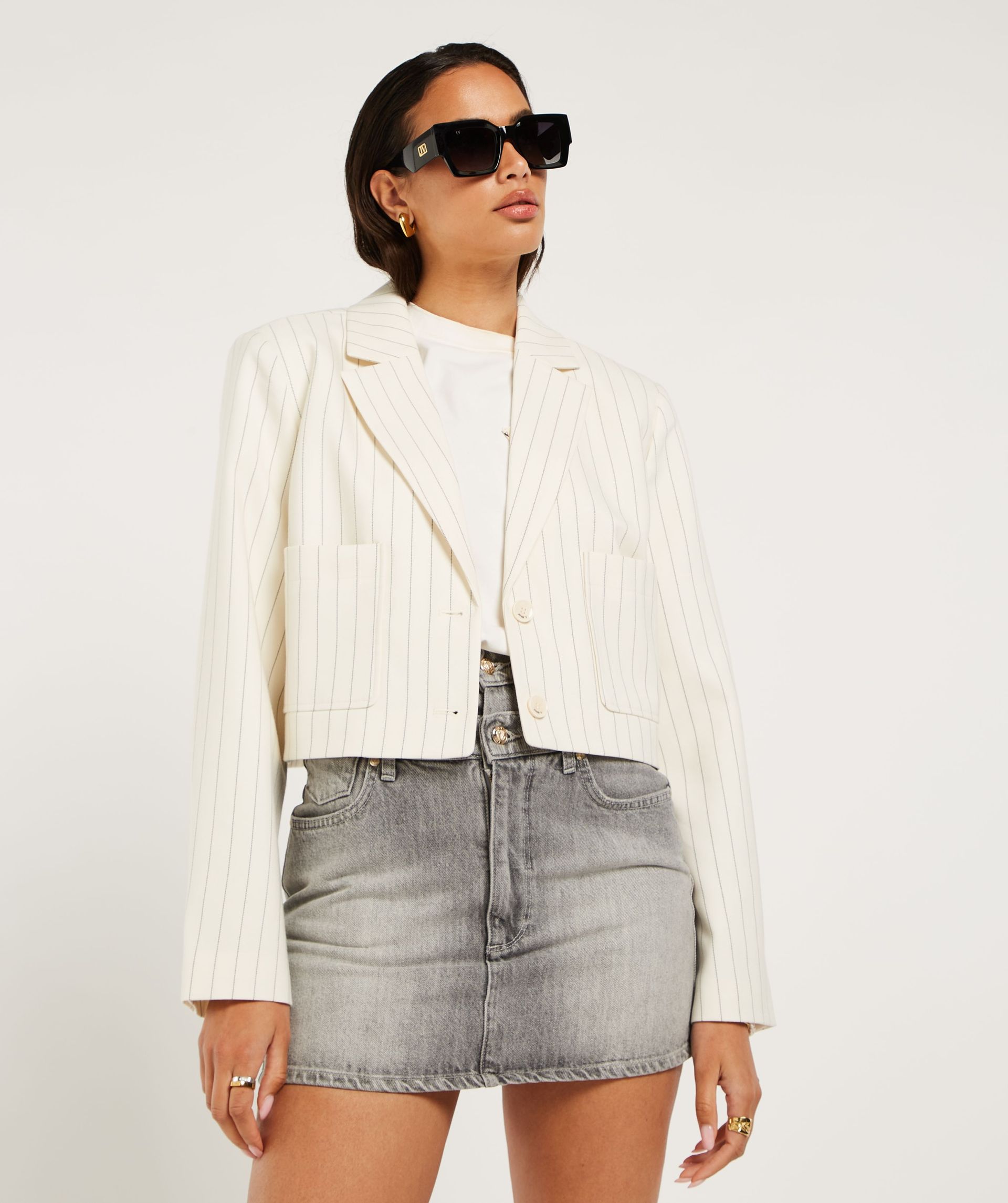 EMMA cropped blazer with pinstripe