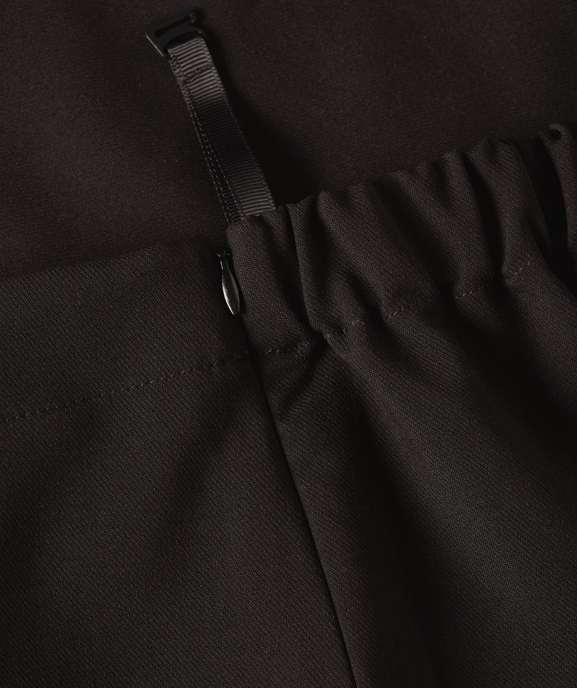 ESTRELLA oversized Blazerkleid mit Shorts