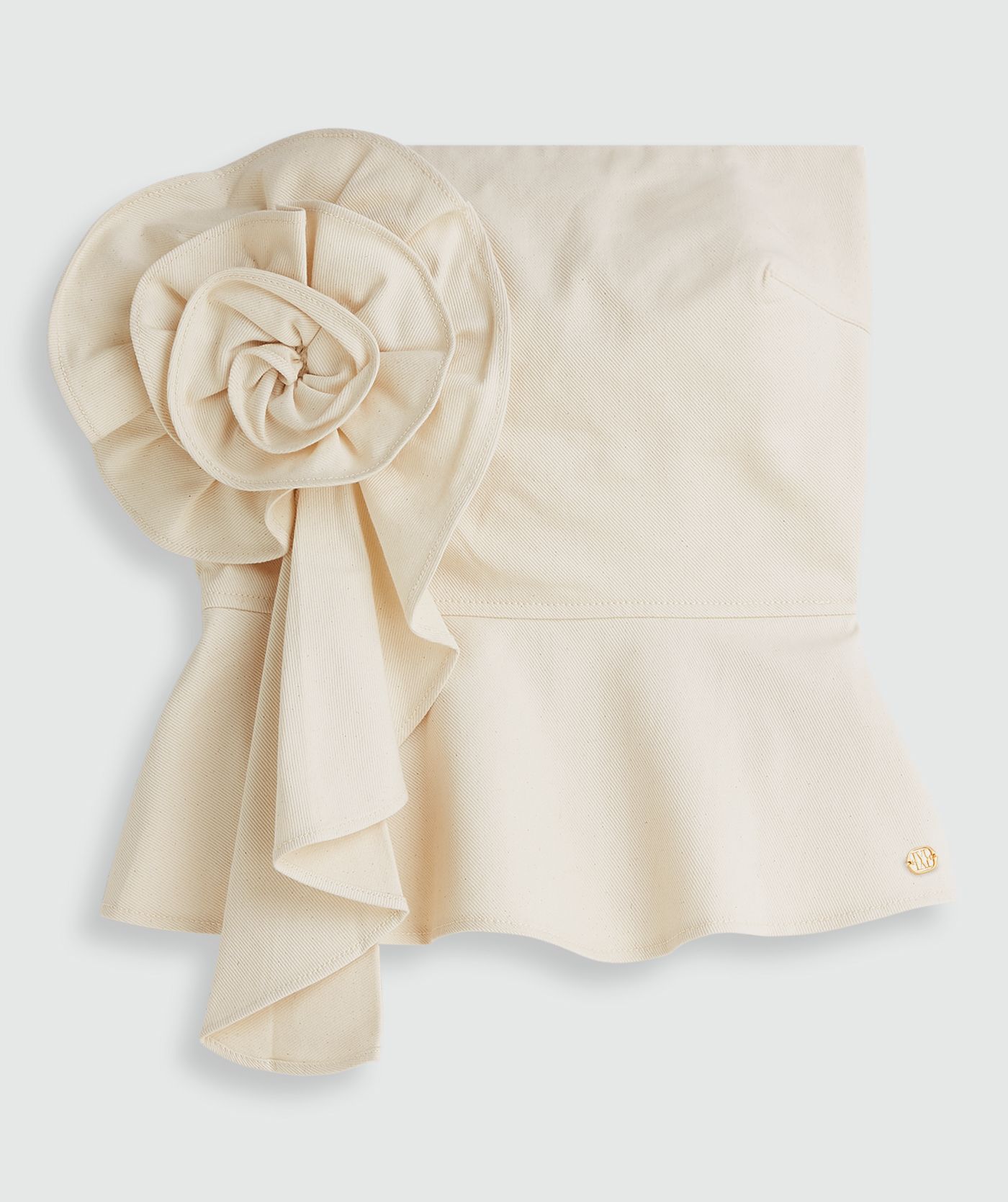 gebroken witte bustier top met roos detail zonder model, weergegeven op een lichtgrijze achtergrond