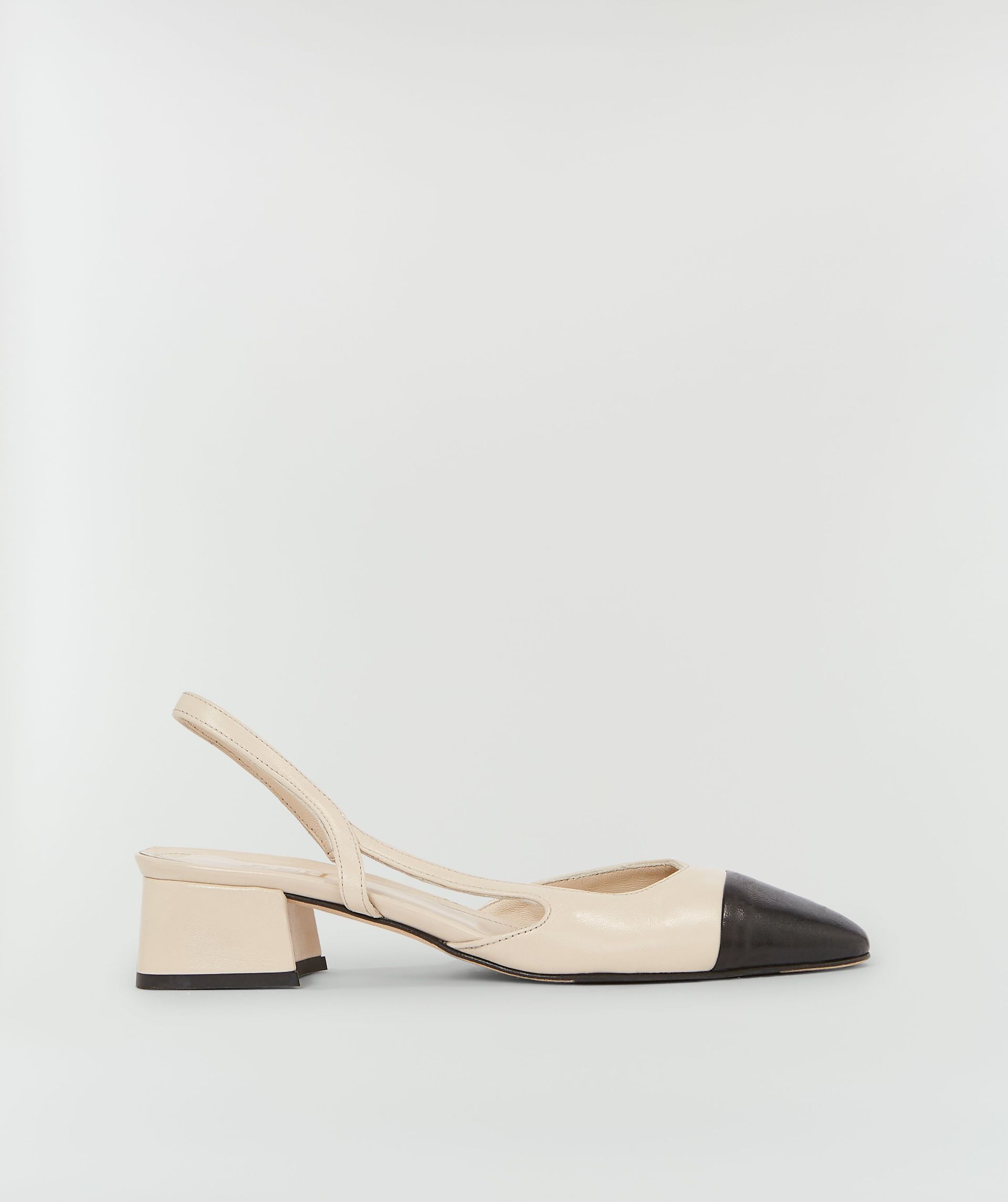 HELLIE slingbacks met contrasterende neus