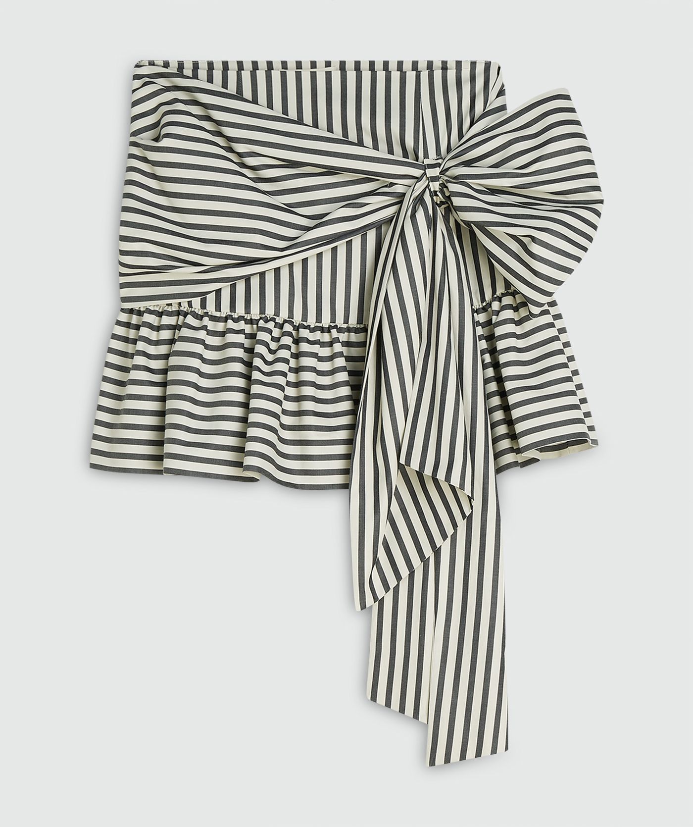 Een high rise rok met strepen in de kleur Dark Blue Stripe zonder model, weergegeven op een lichtgrijze achtergrond