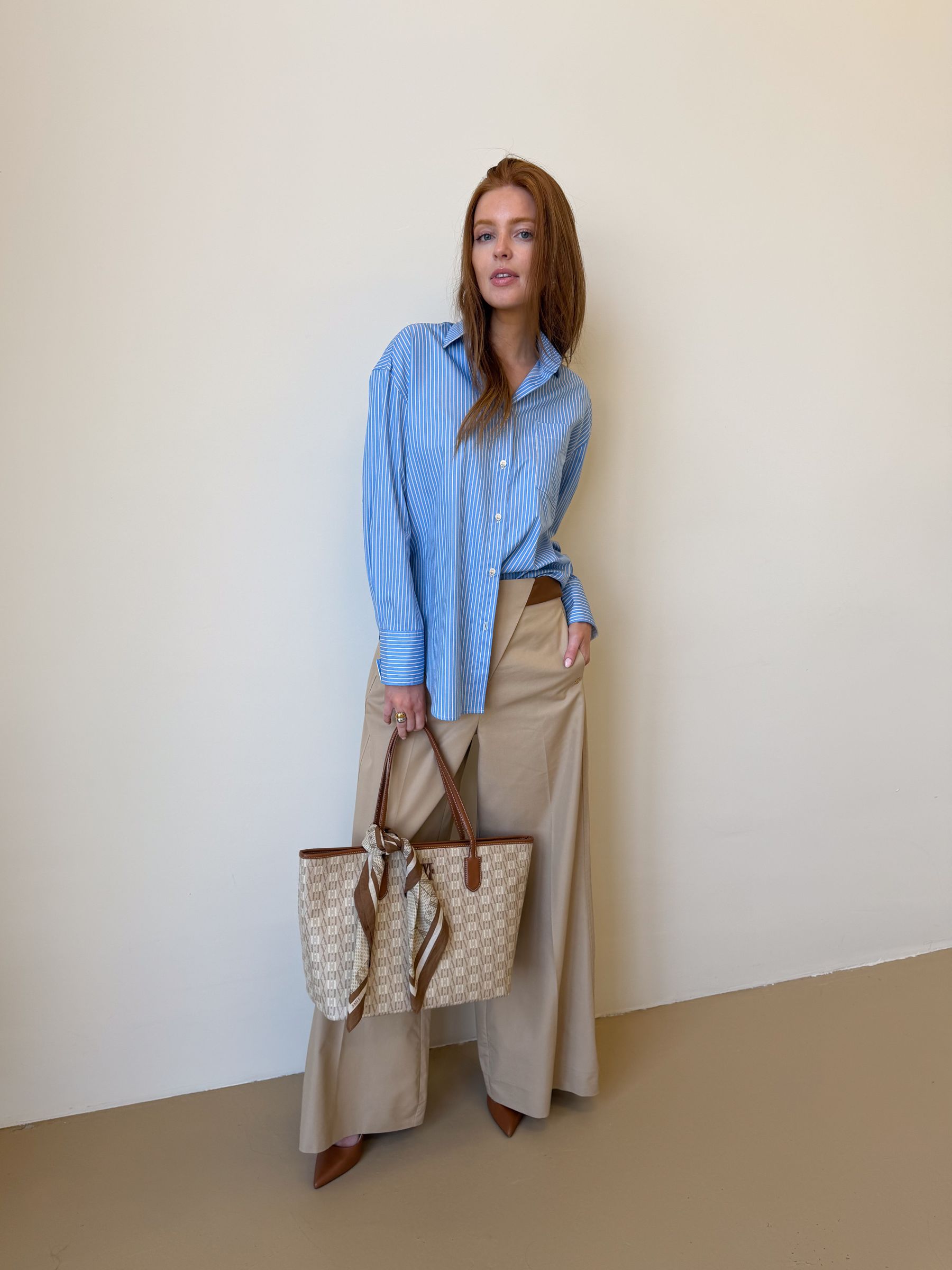 JV-HUDA shopper with logo print