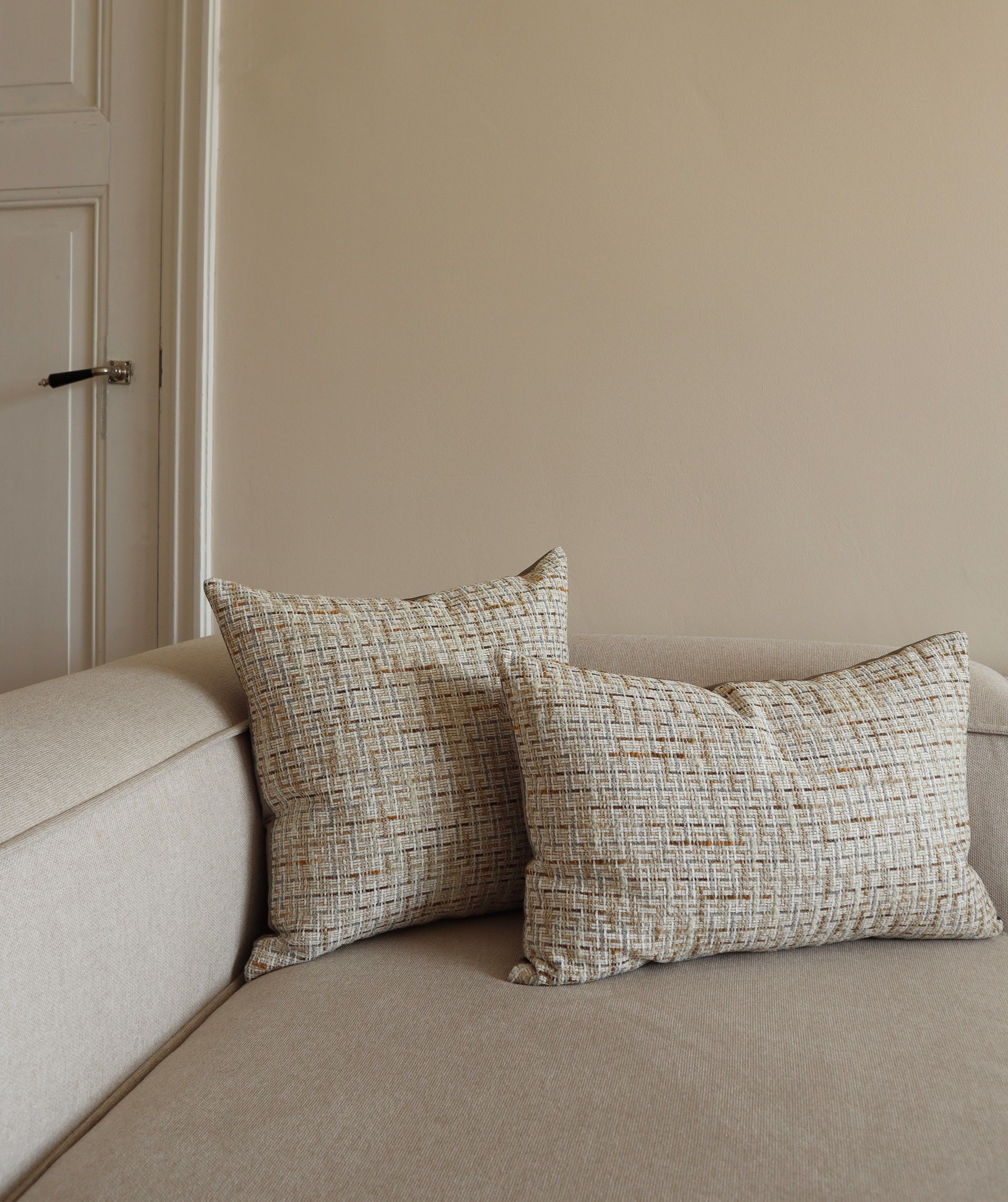 Verle decorative cushion - CLAUDI