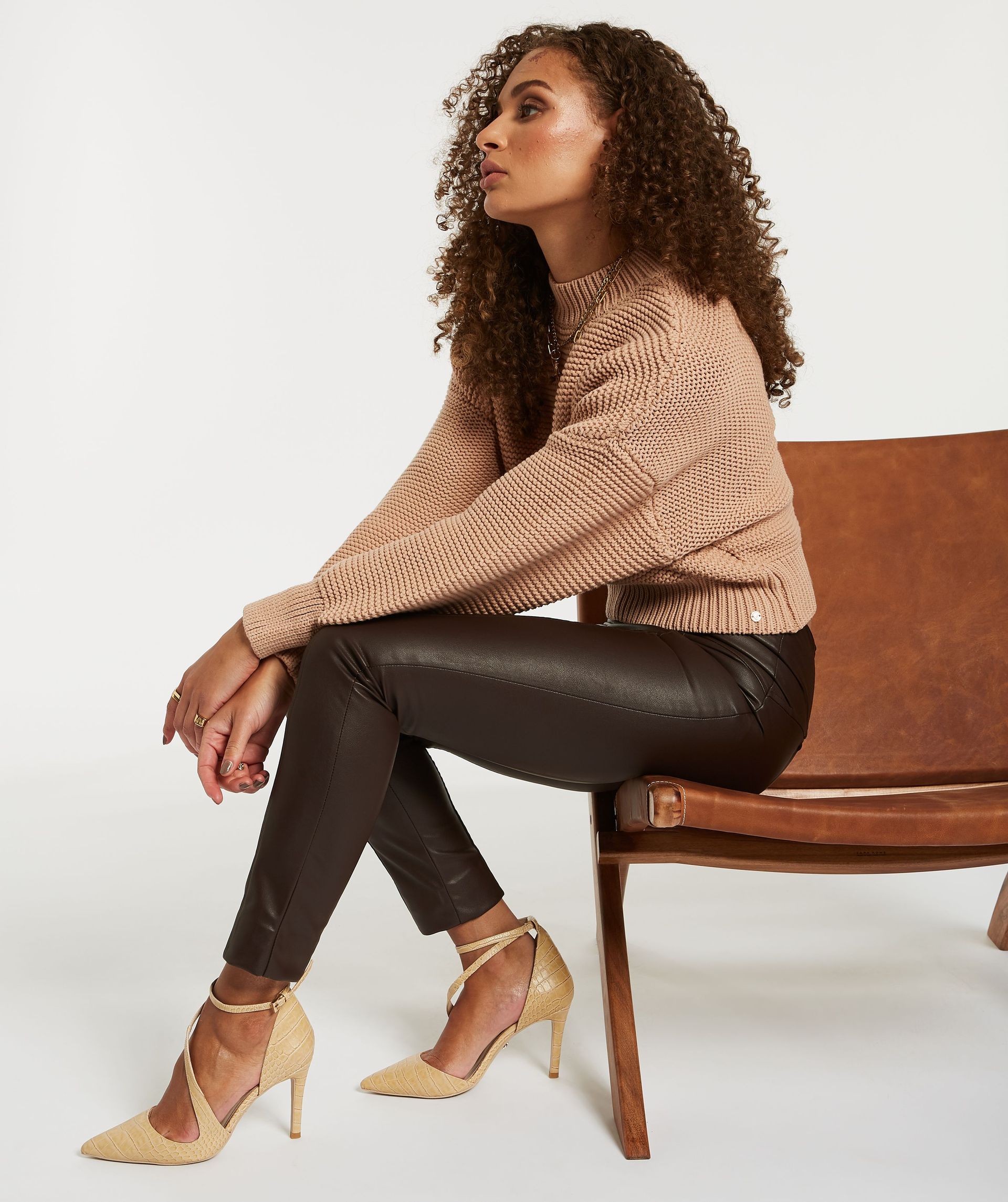 JAZZLYN Sweater