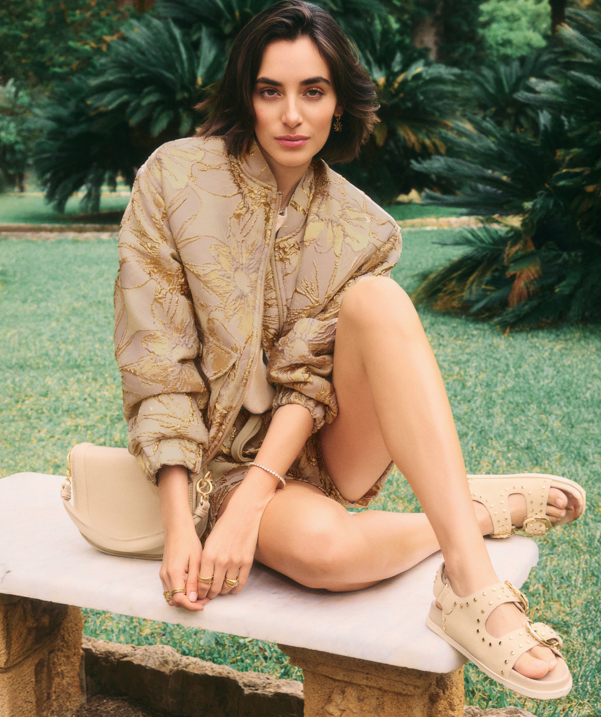 KELSEY oversized bomberjack met metallic details