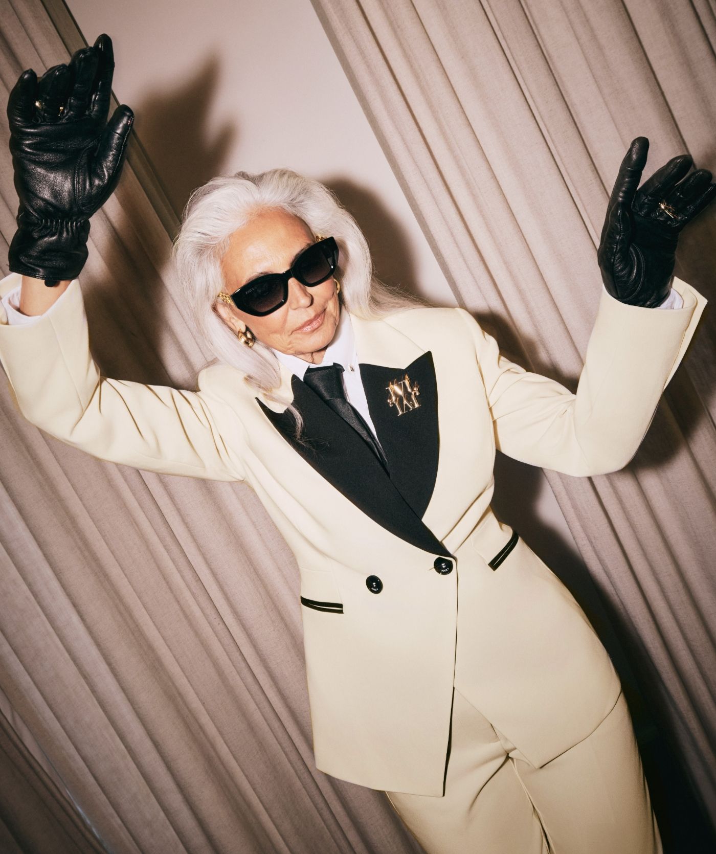 KENNY fitted blazer with contrast effect