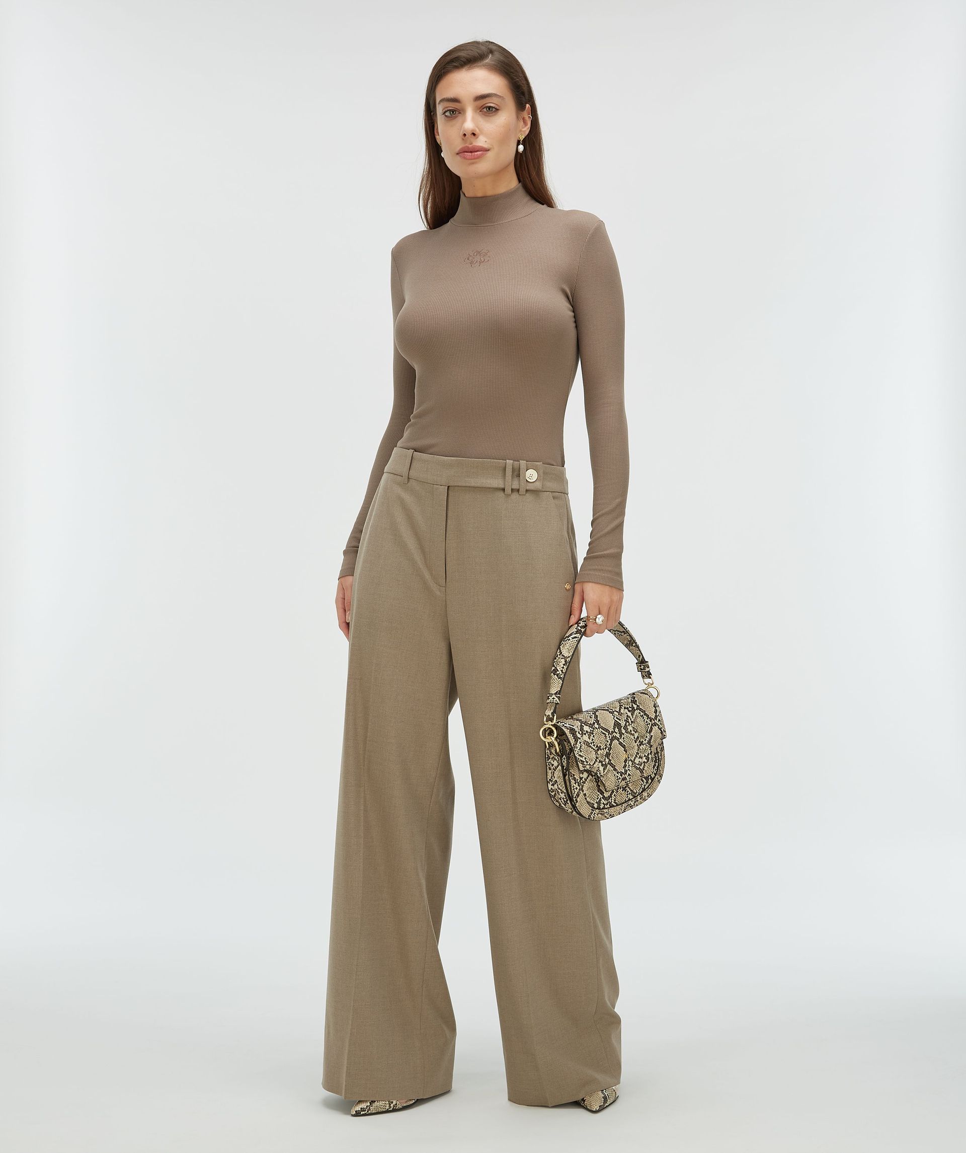 KYRIE wide-leg trousers
