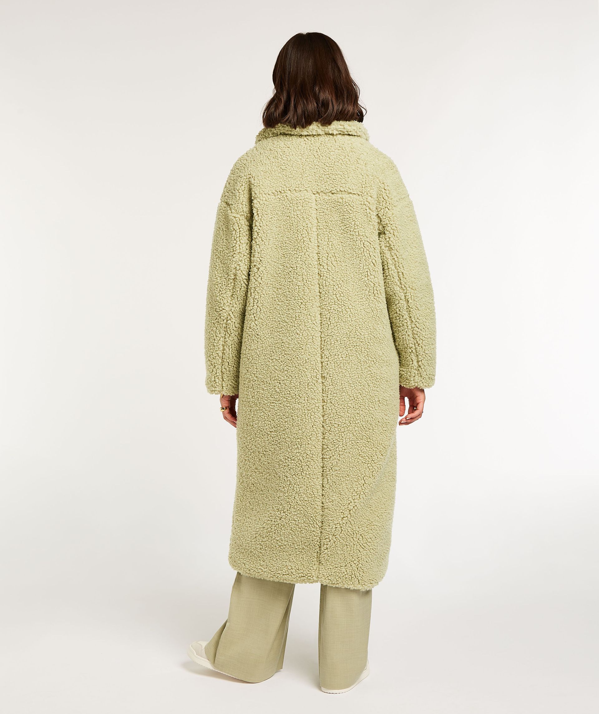 LIZZ oversized teddy coat