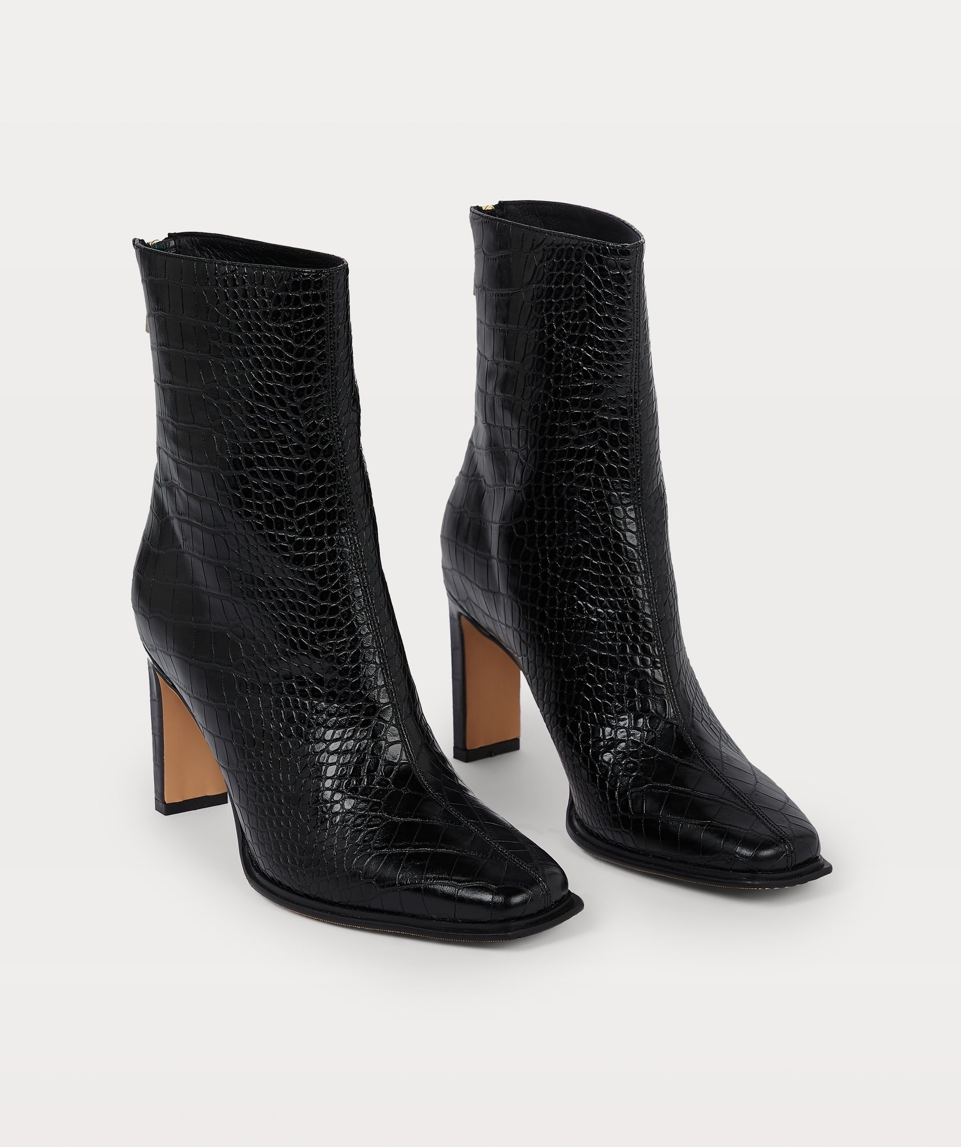 LORNA Boots