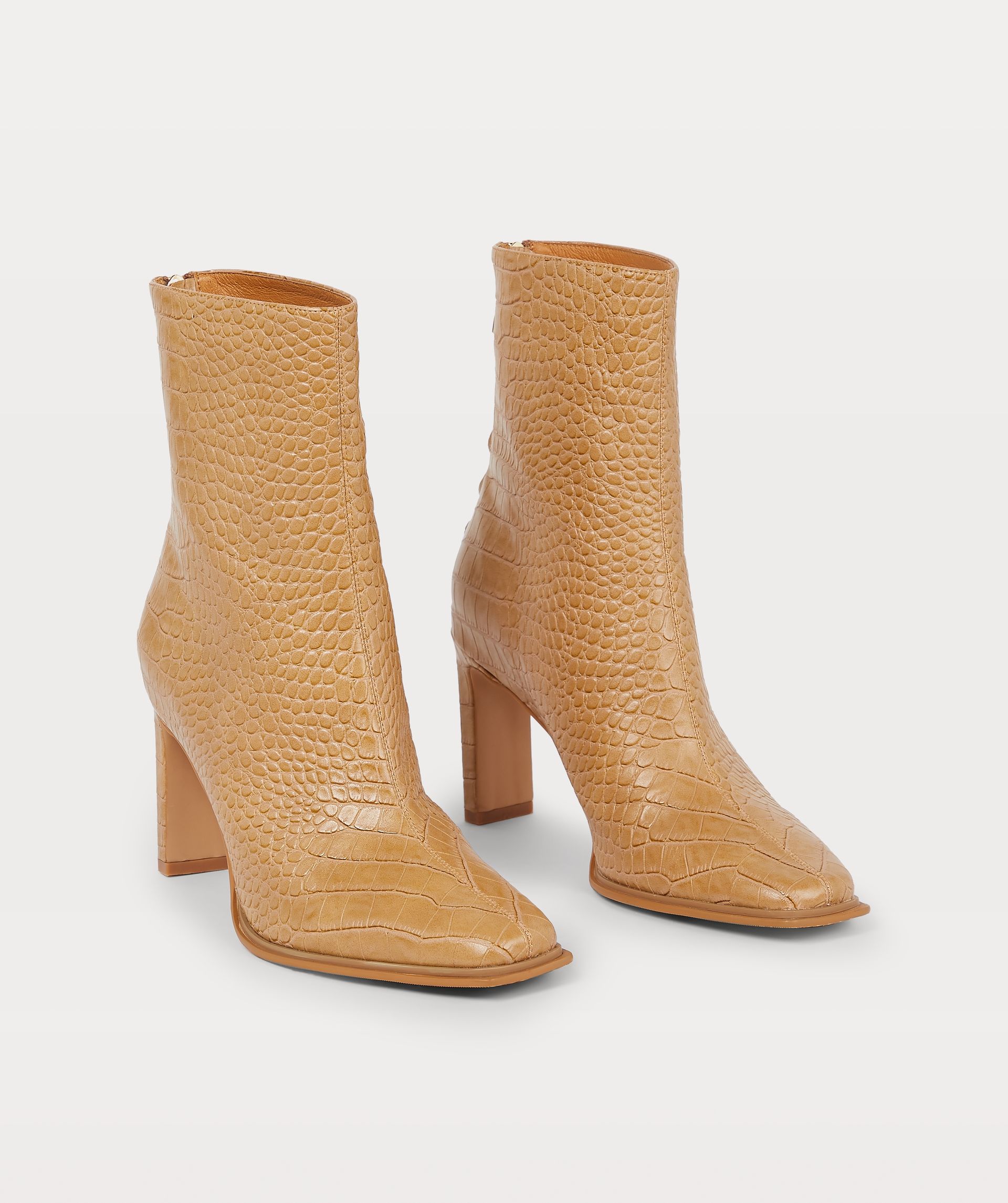 LORNA Boots