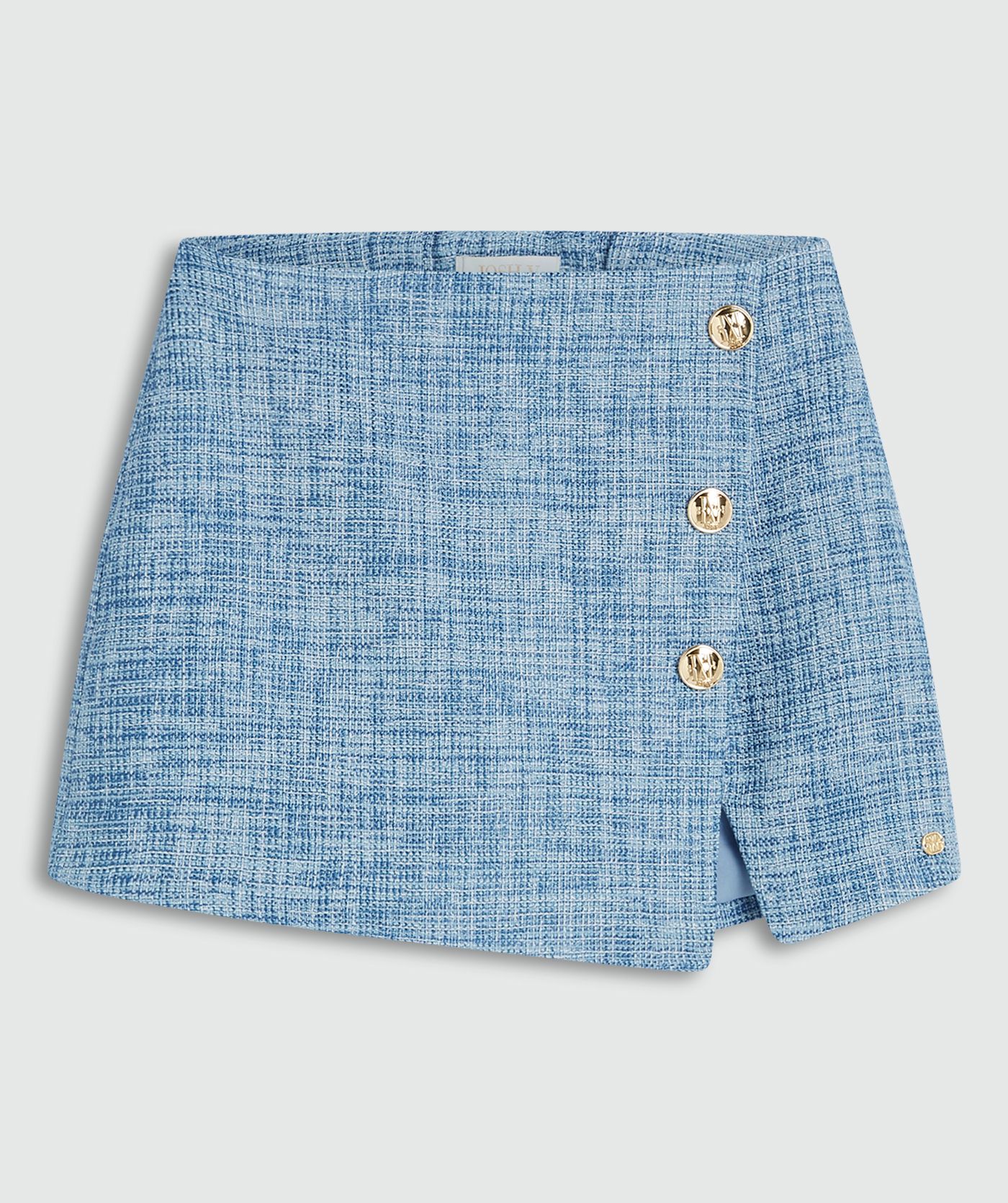 Een high rise regular fit skort met lurex in de kleur Blue Bouclé, weergegeven op een lichtgrijze achtergrond