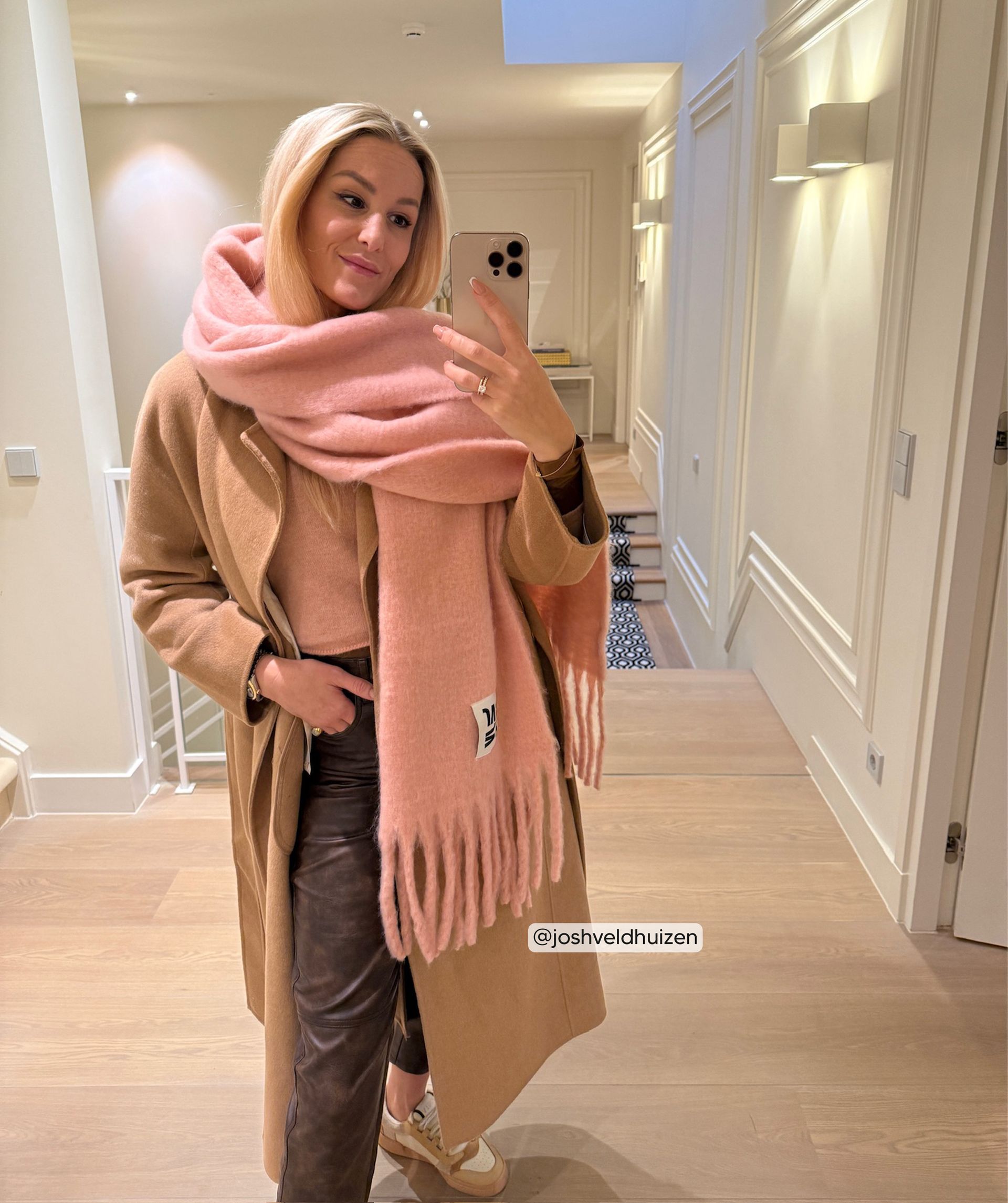 MADELYN scarf