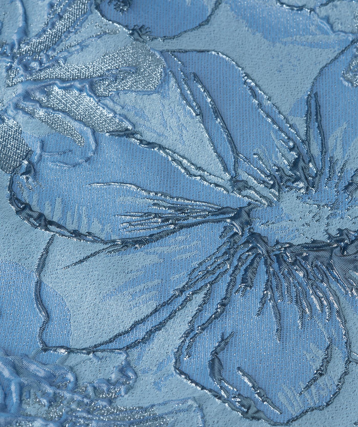 Close-up van een high waisted rok met metallic details in de kleur Fresh Blue