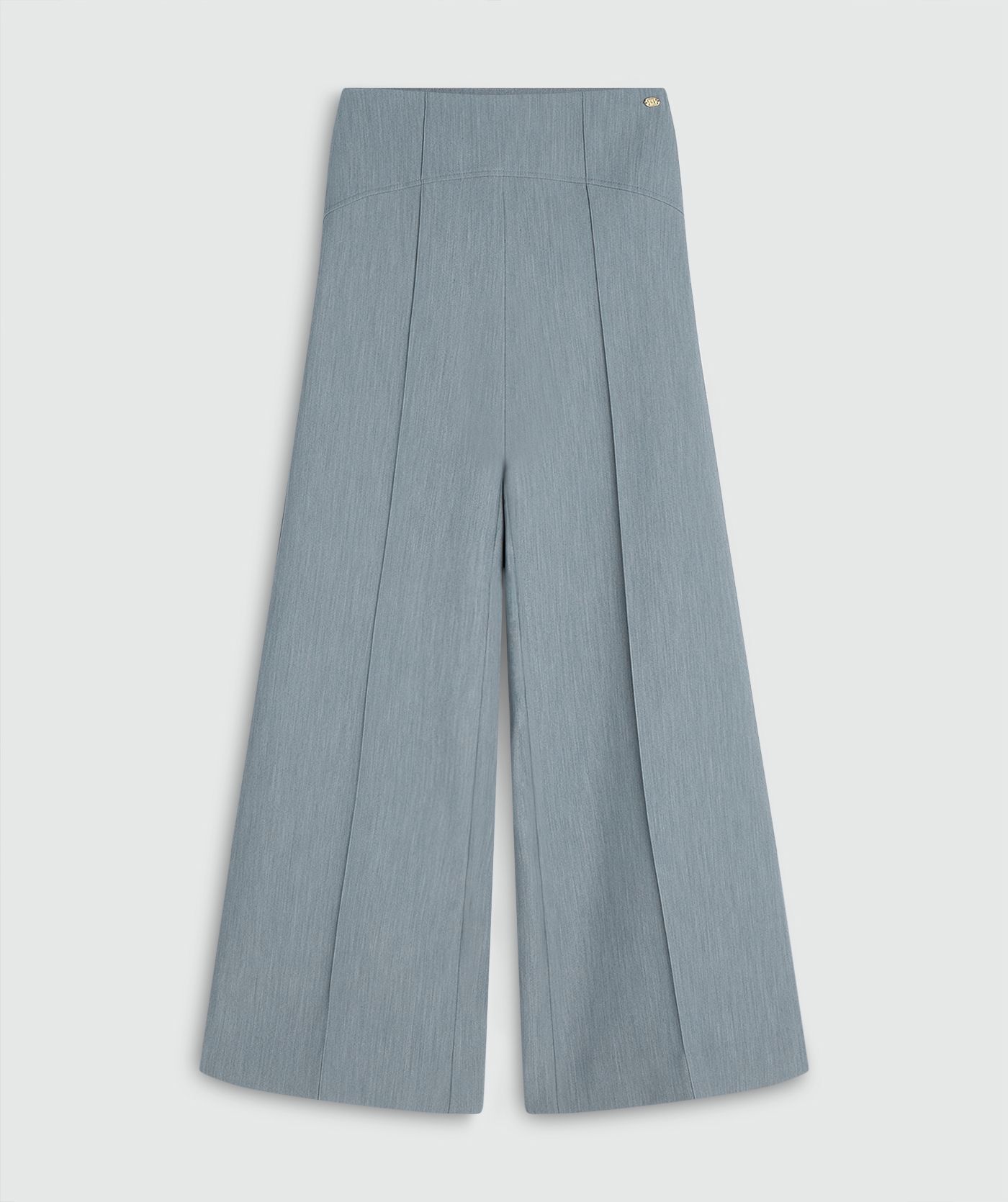Een high waisted wide leg pantalon in de kleur Sky Blue Melange zonder model, weergegeven op een lichtgrijze achtergrond
