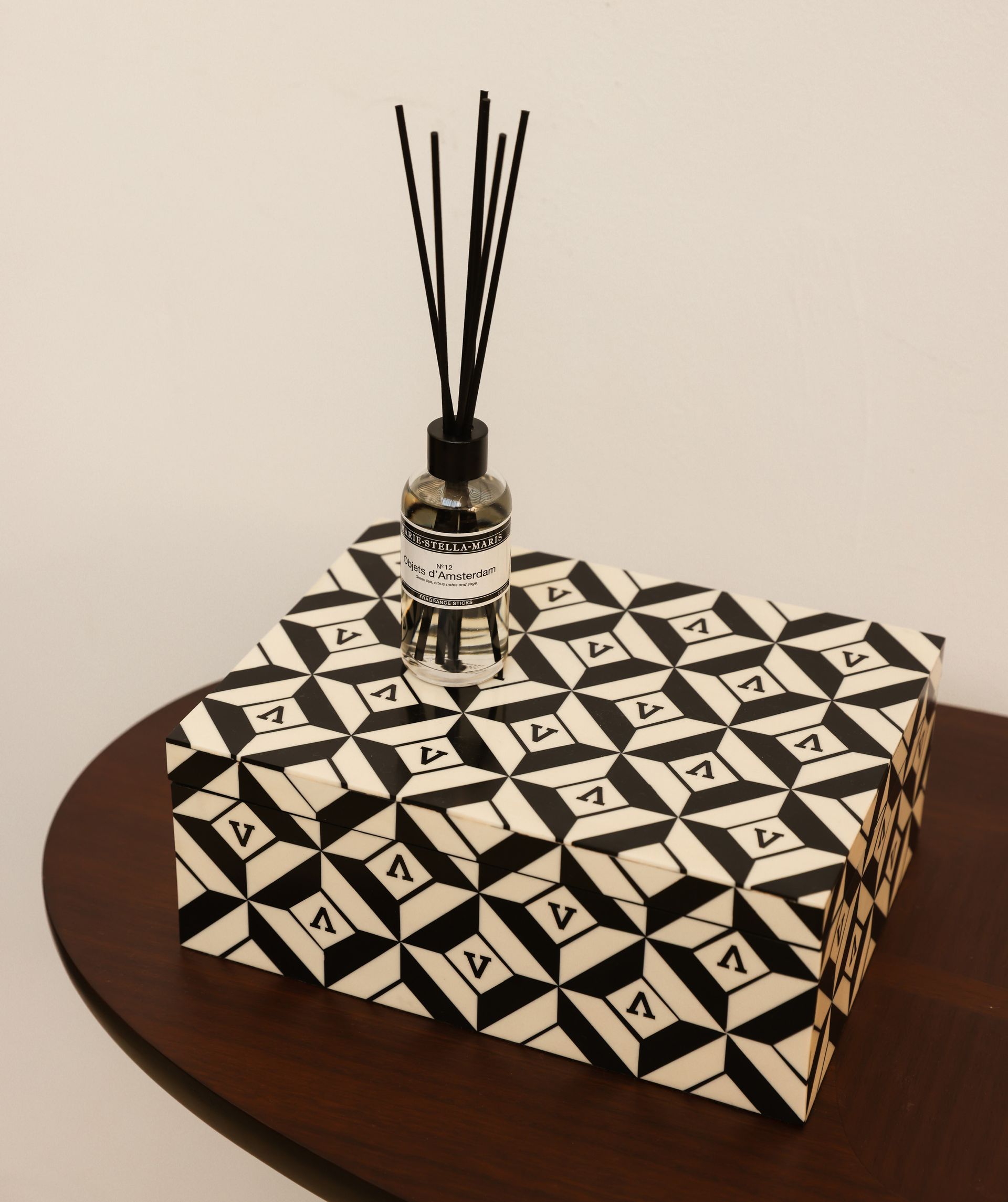 No. 12 Objets d'Amsterdam scent diffuser - Marie-Stella-Maris