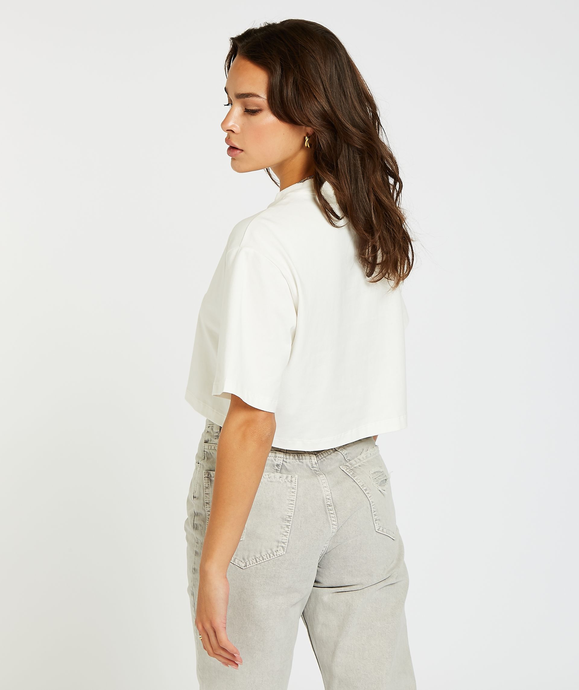 NIKA EMBROIDERY T-shirt
