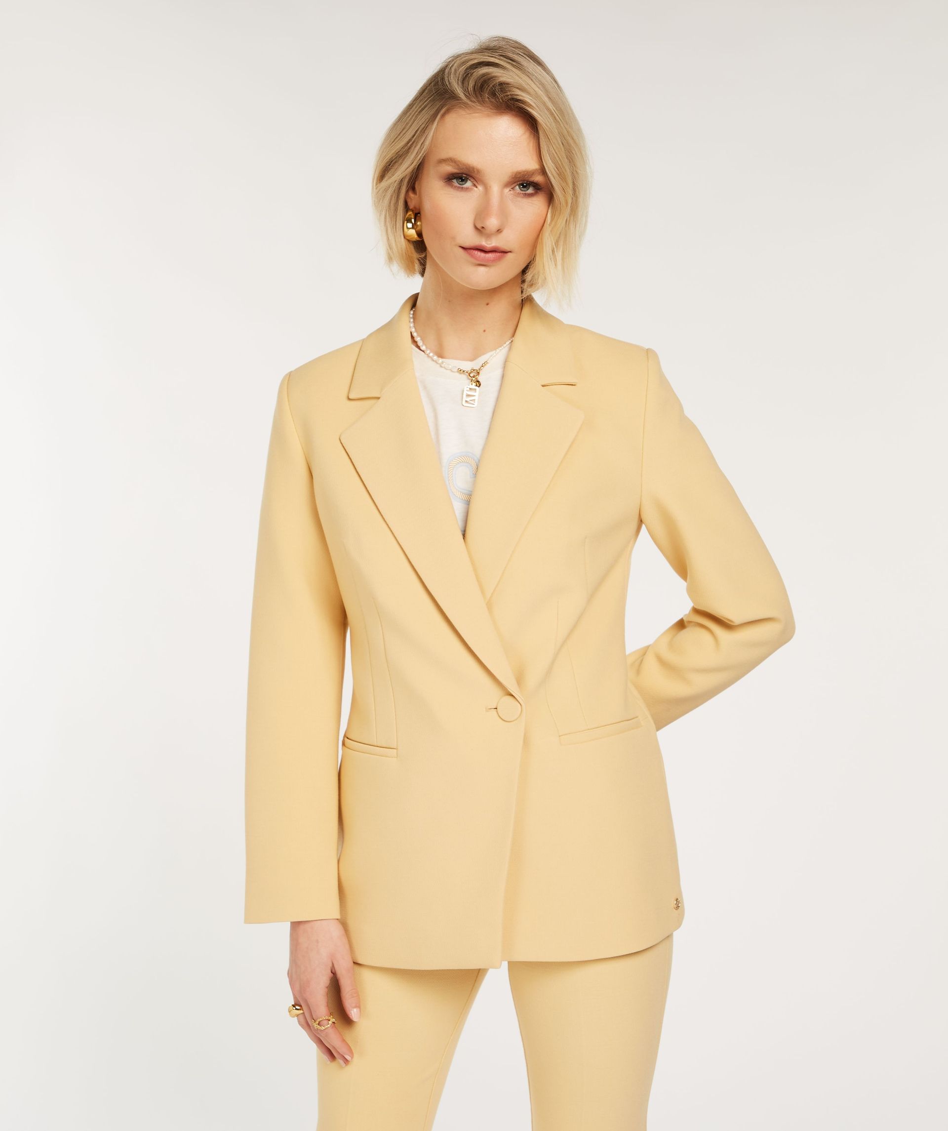 NILA Blazer