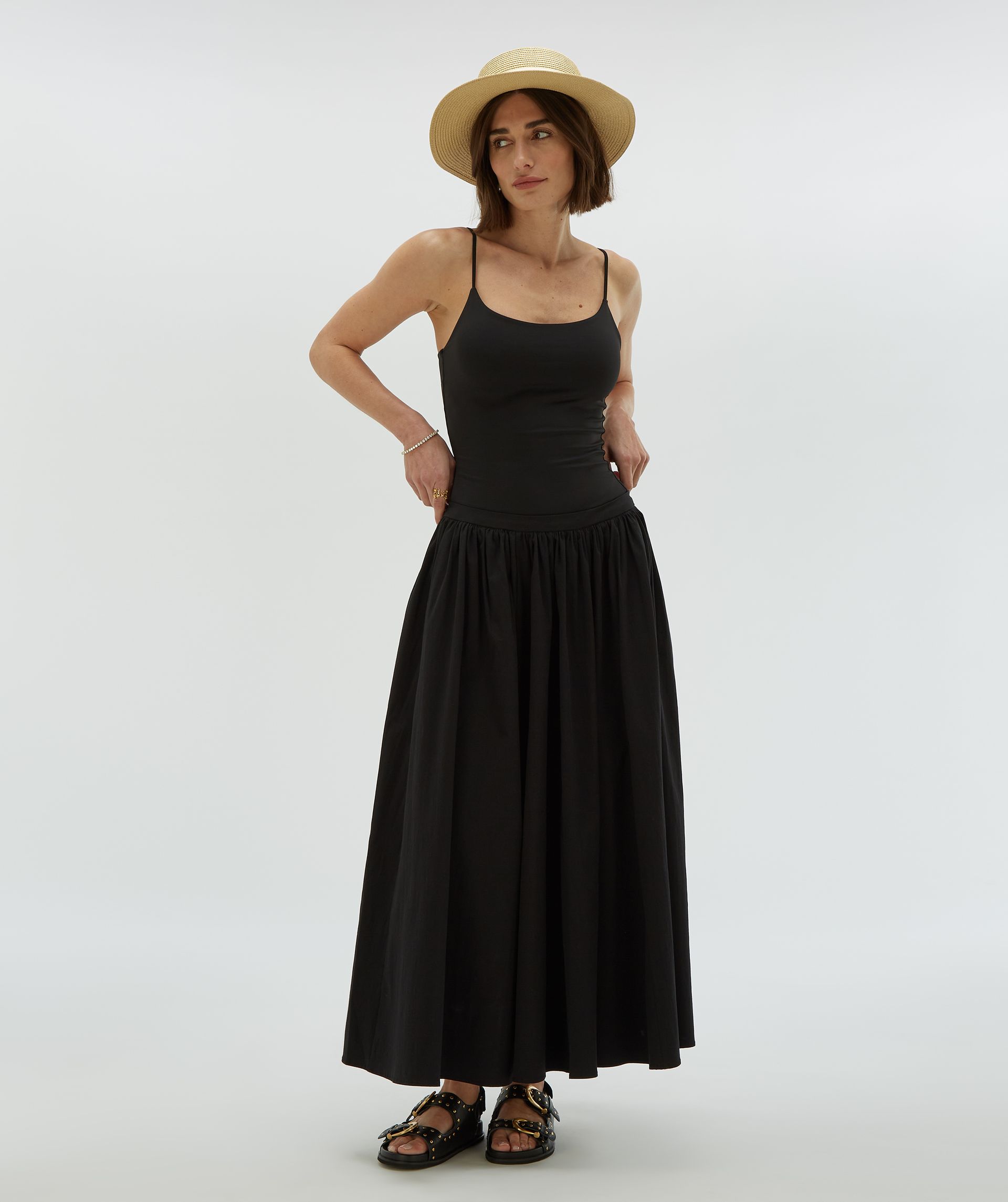 NOVA mid rise skirt