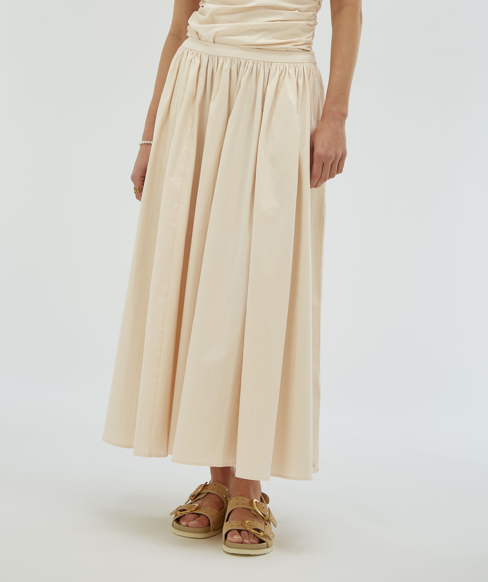 NOVA mid rise rok