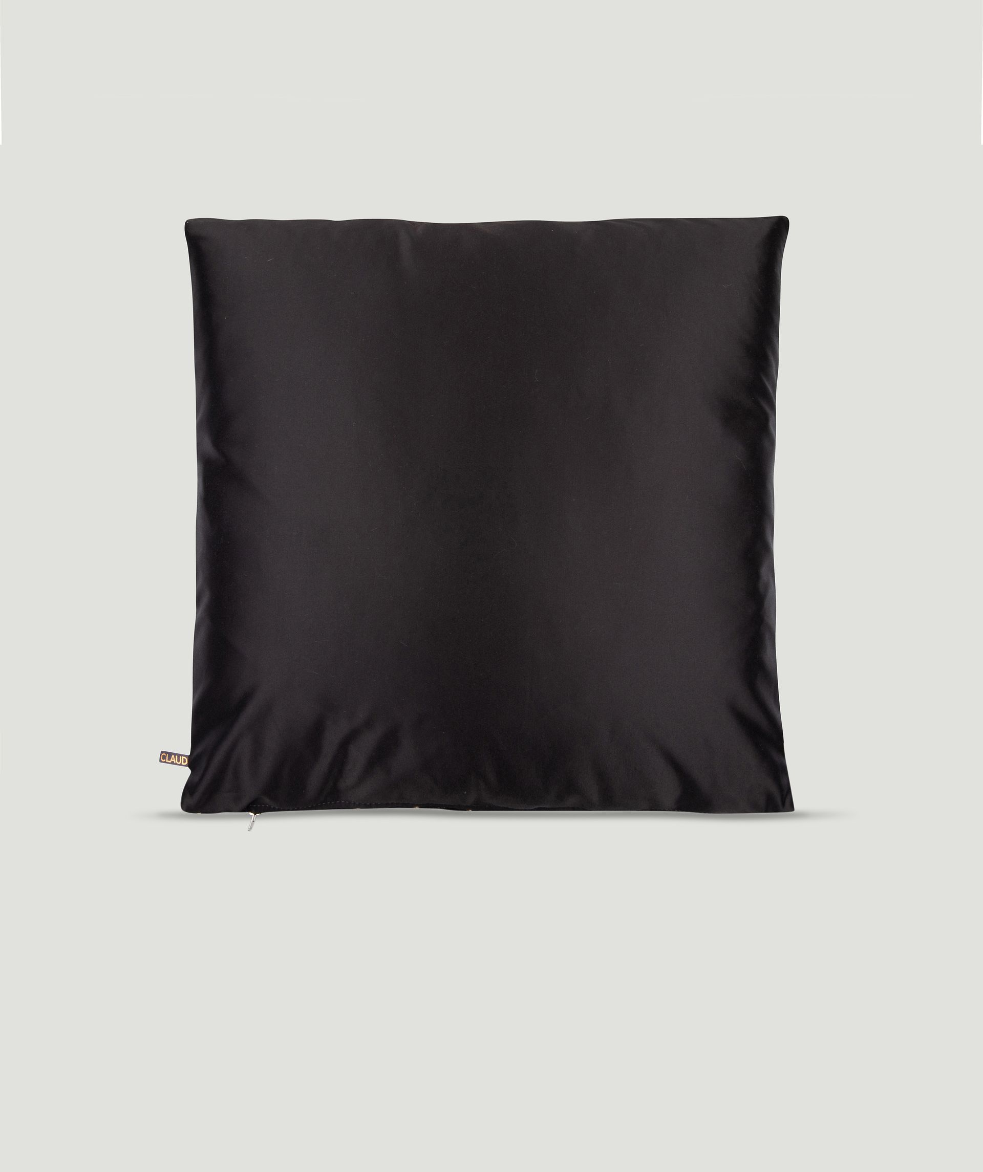Petter decorative cushion - CLAUDI