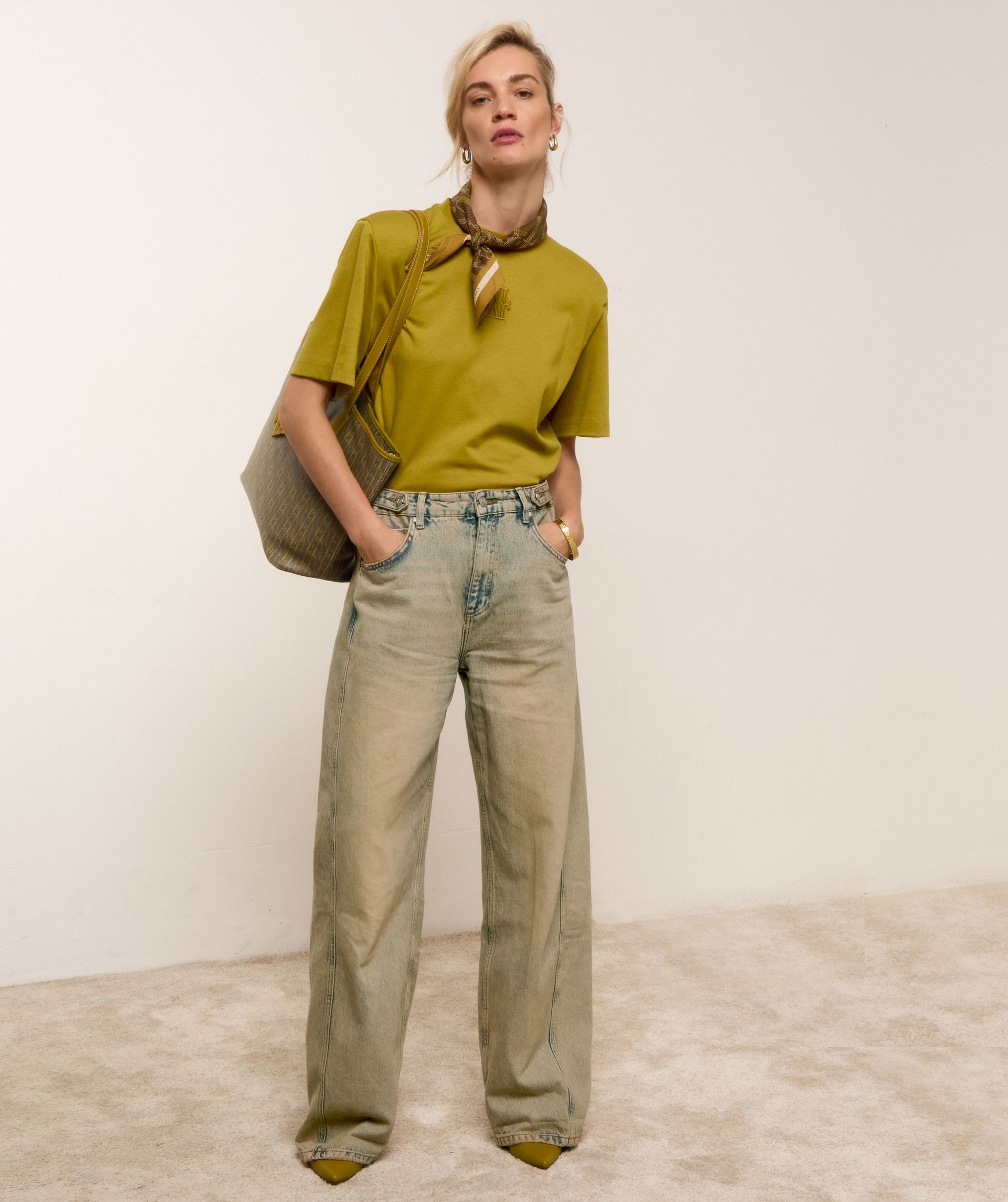 JV-POPPY oversized bodysuit