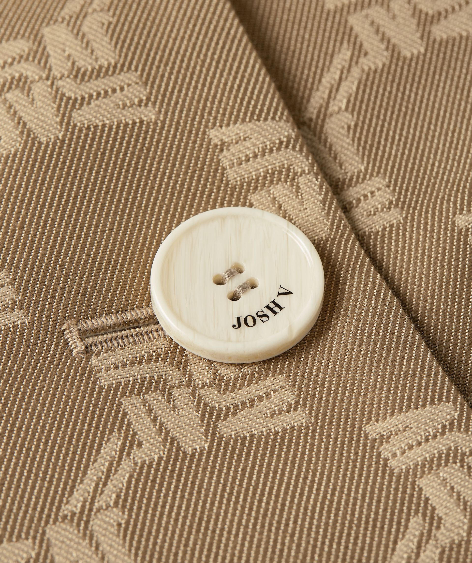 REMI cropped blazer with logo print