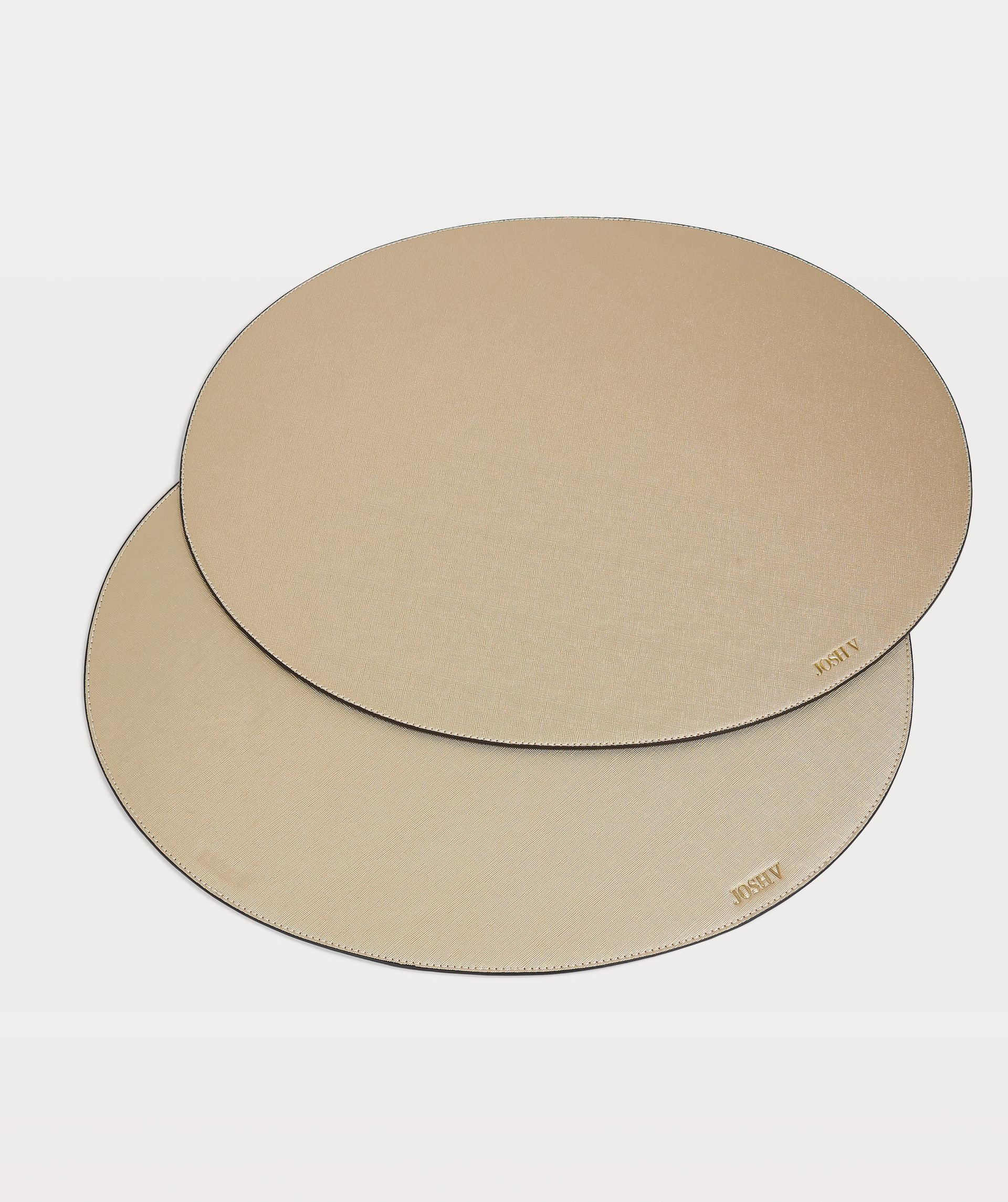 Rowena table mats set