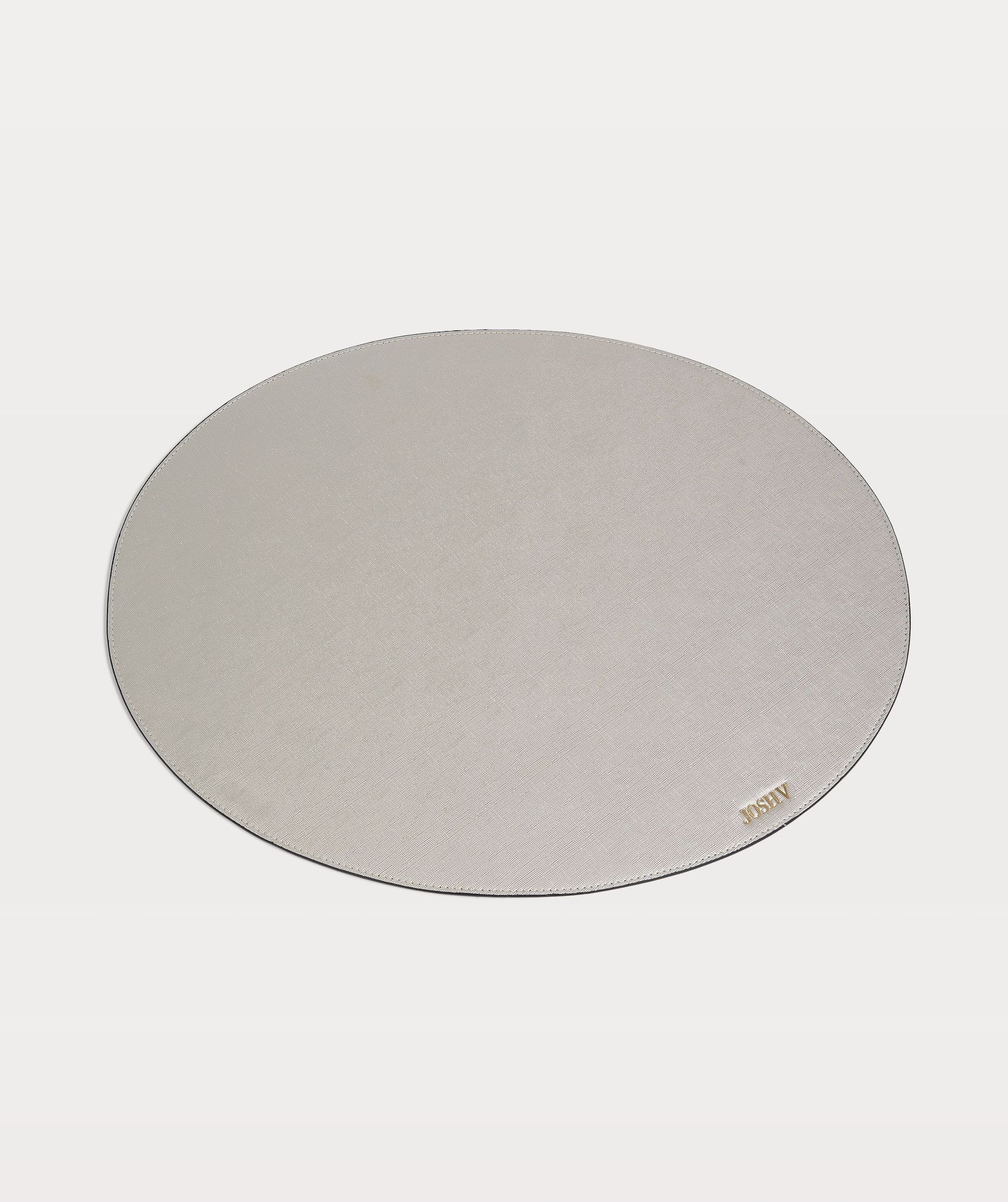 Rowena table mats set