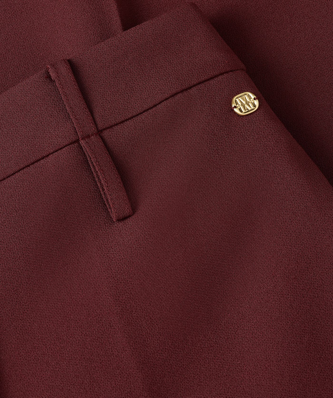 Close-up van de dubbele taille band. 