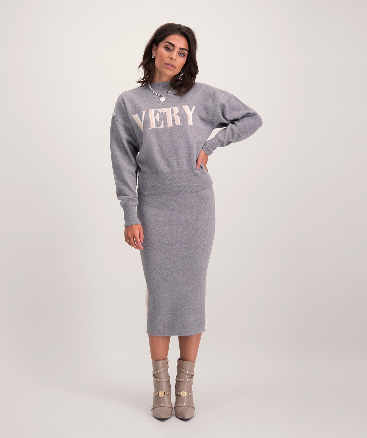 SOLANGE Sweater