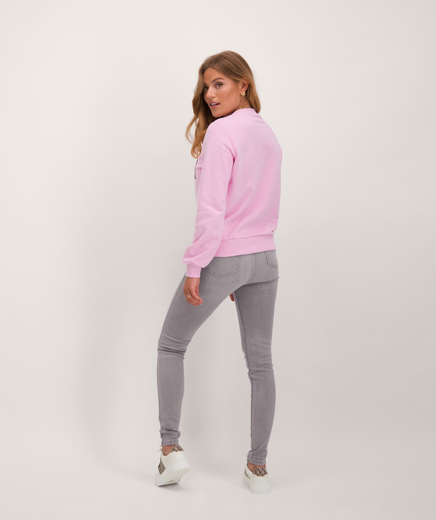 STELLA Sweater
