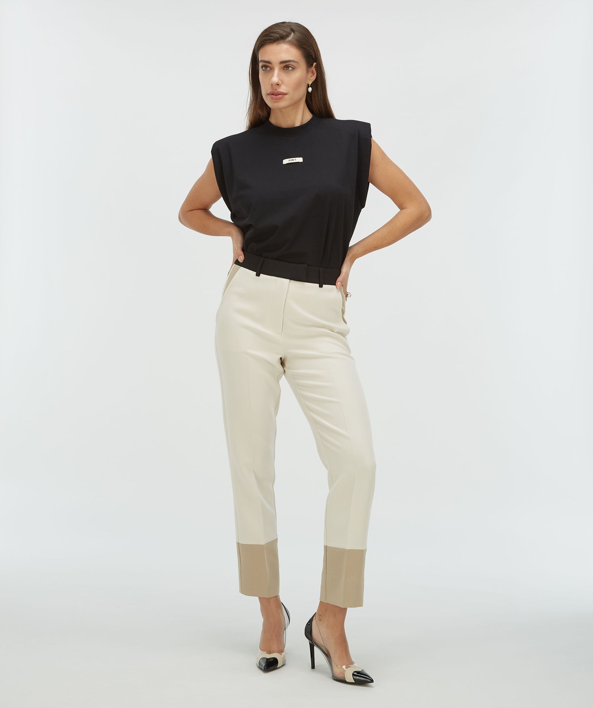 SUE T-shirt met schoudervulling