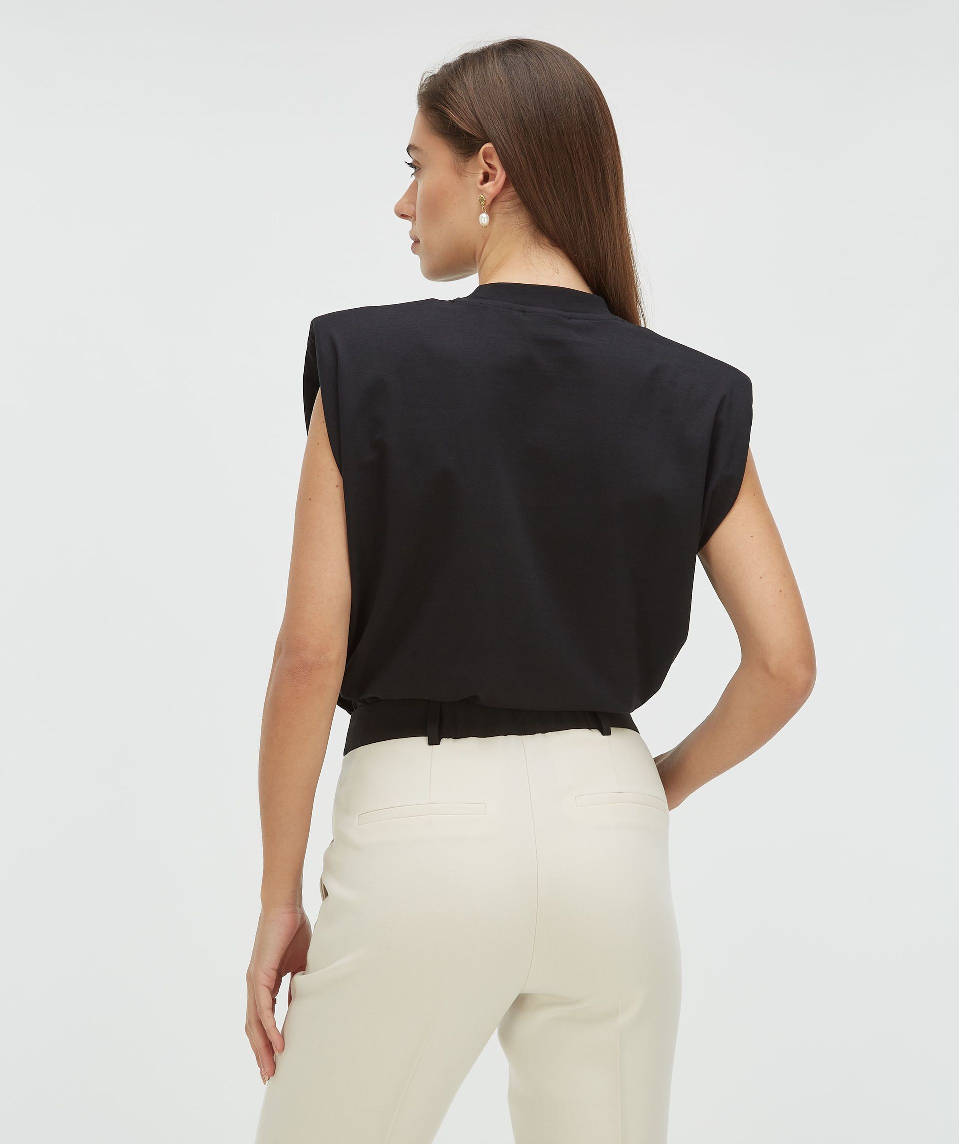 SUE T-shirt met schoudervulling