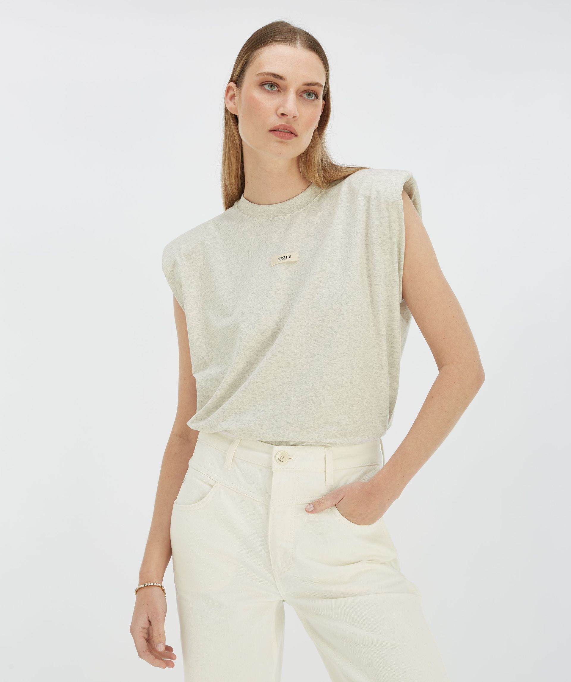 SUE T-shirt met schoudervulling