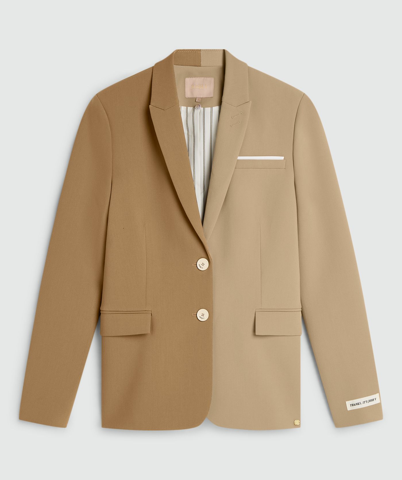 Khaki light camel oversized two-tone blazer zonder model, weergegeven op een lichtgrijze achtergrond - Josh V