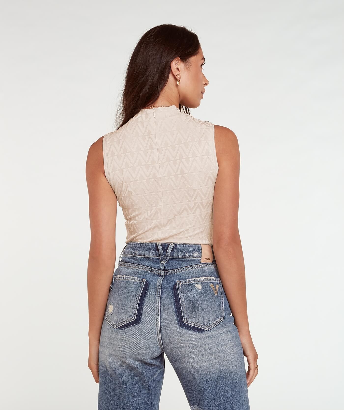 TOBI Top