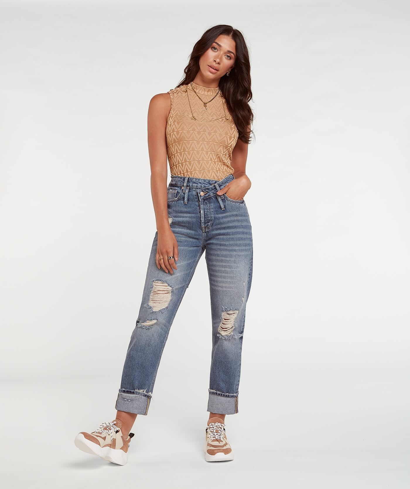 TOBI Top